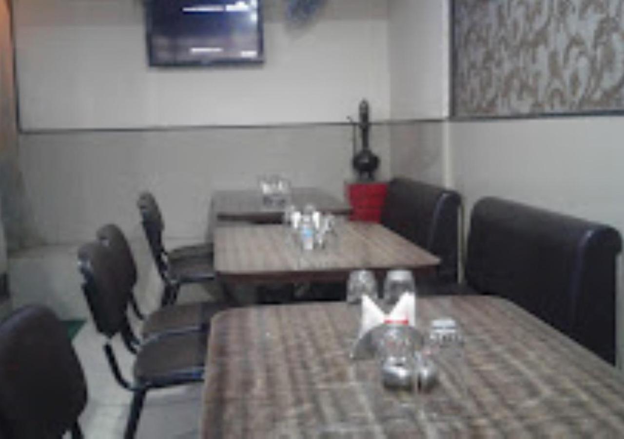 Food & Beverage
