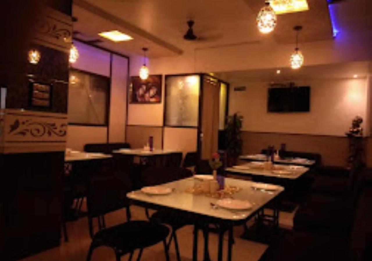 Food & Beverage