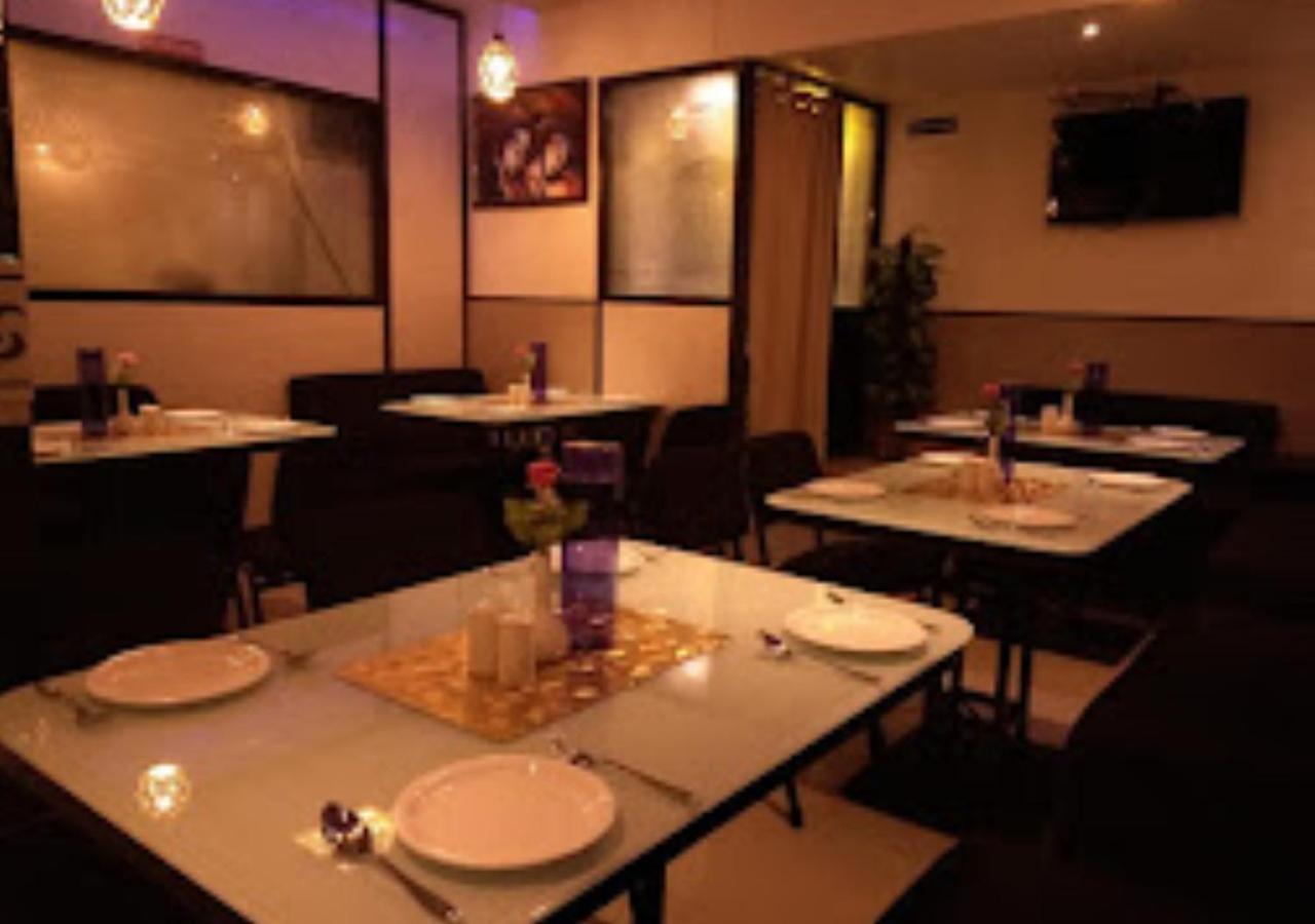 Food & Beverage