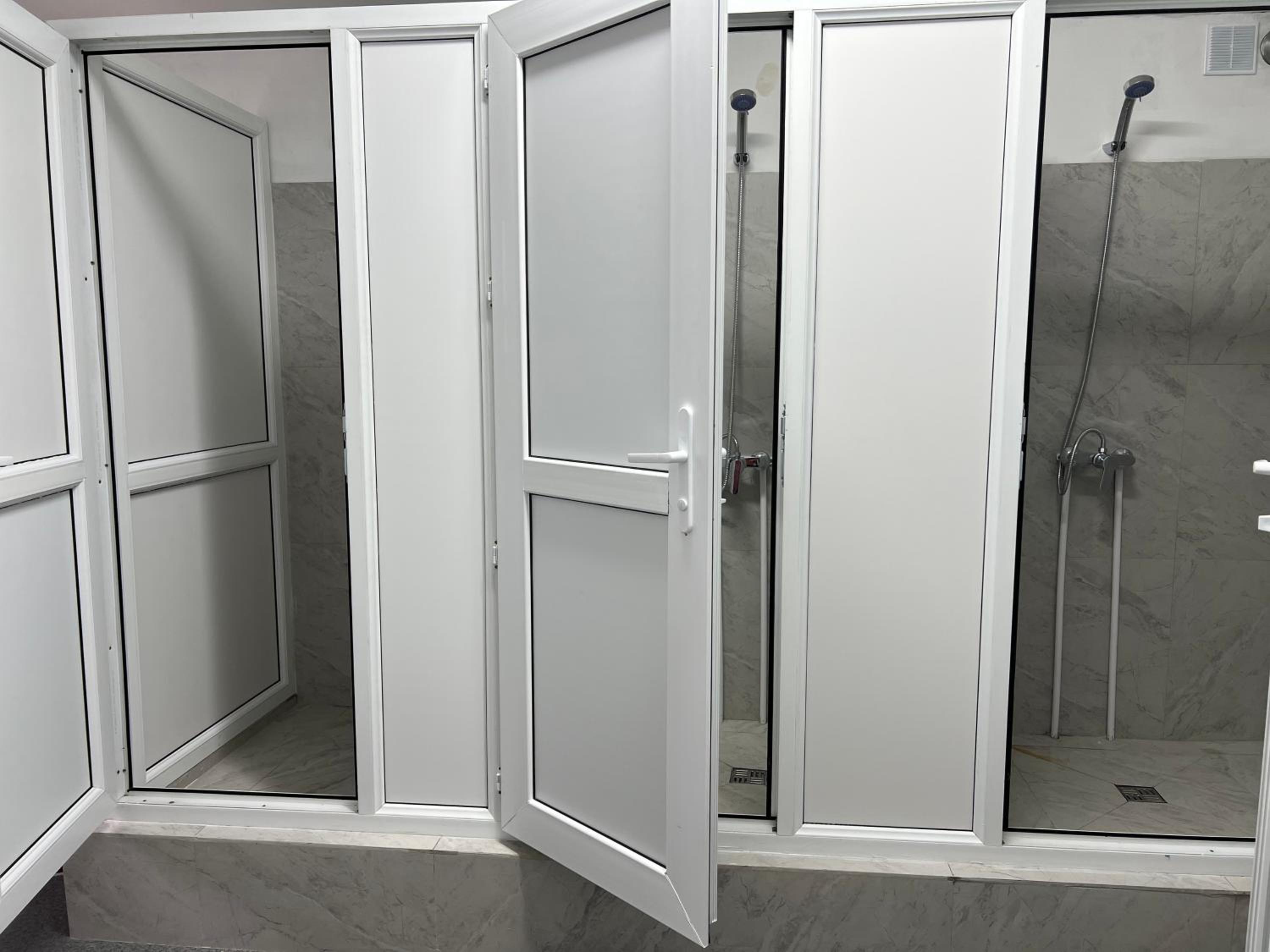 Capsule Edem view 5