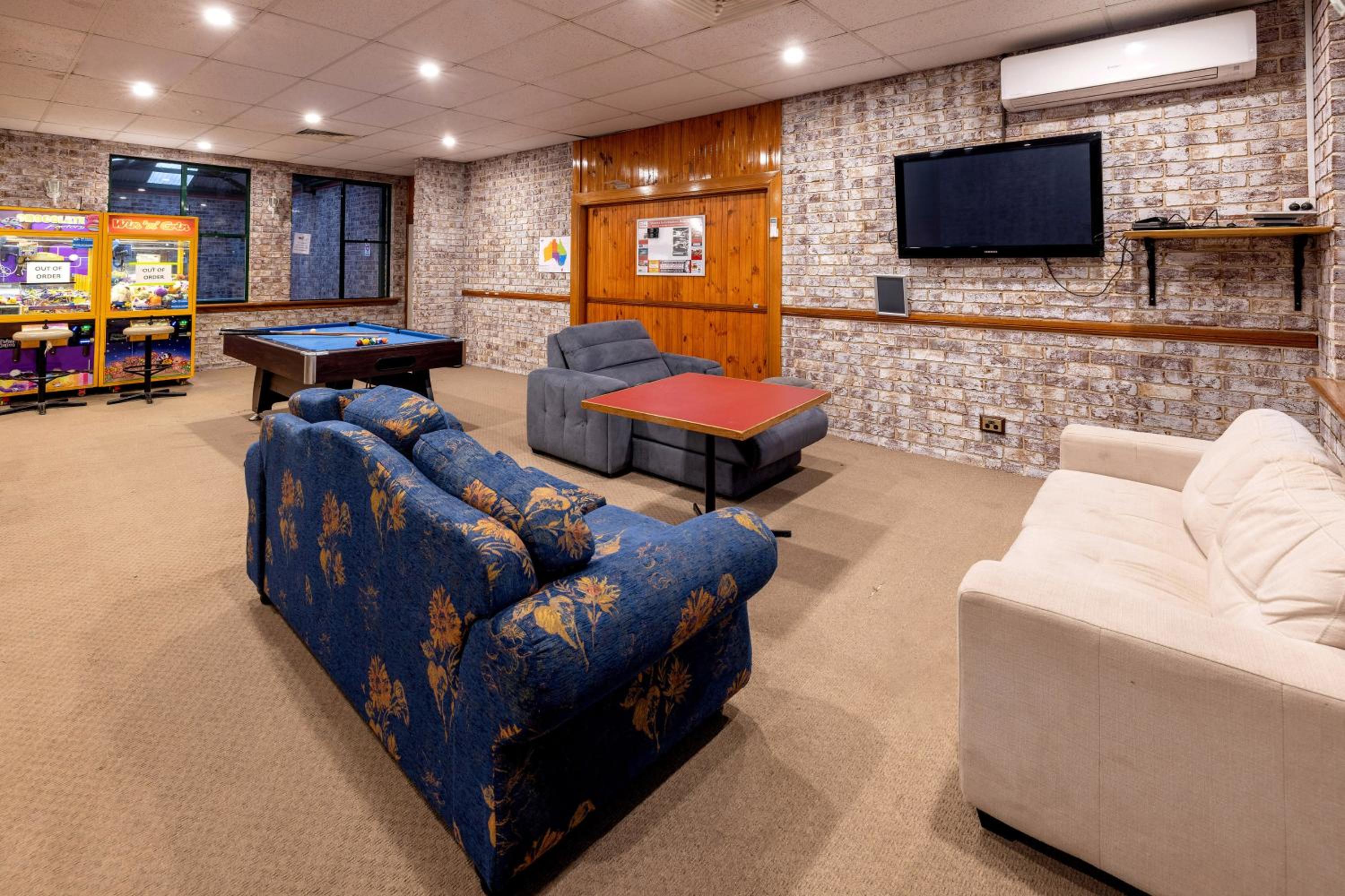 lounge