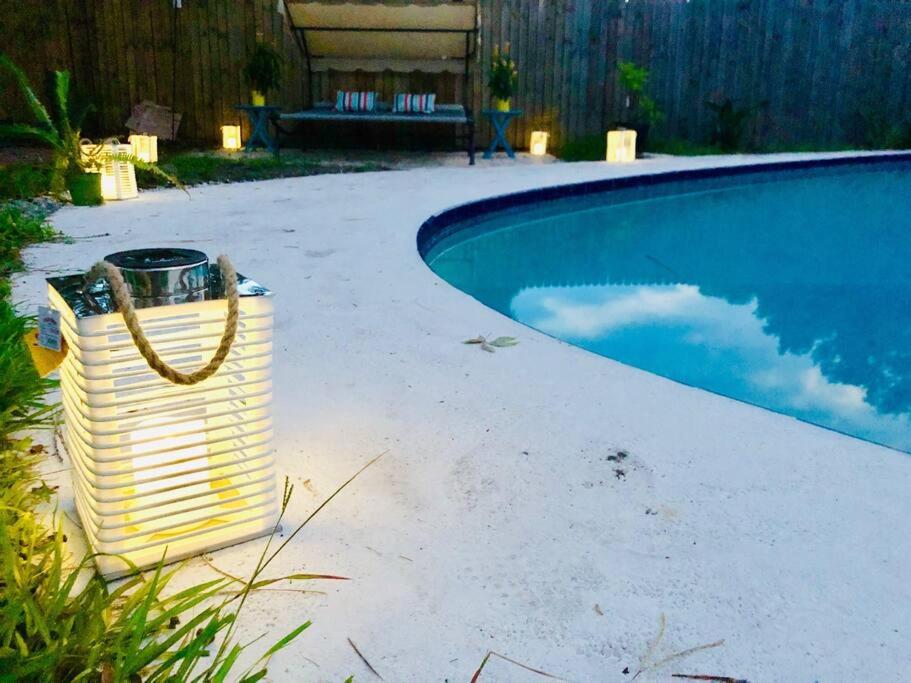 Paradise Hideaway Entire guest home near beach