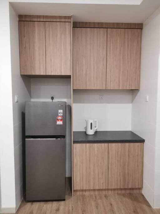 Brand New Apartment Kuching photo 3