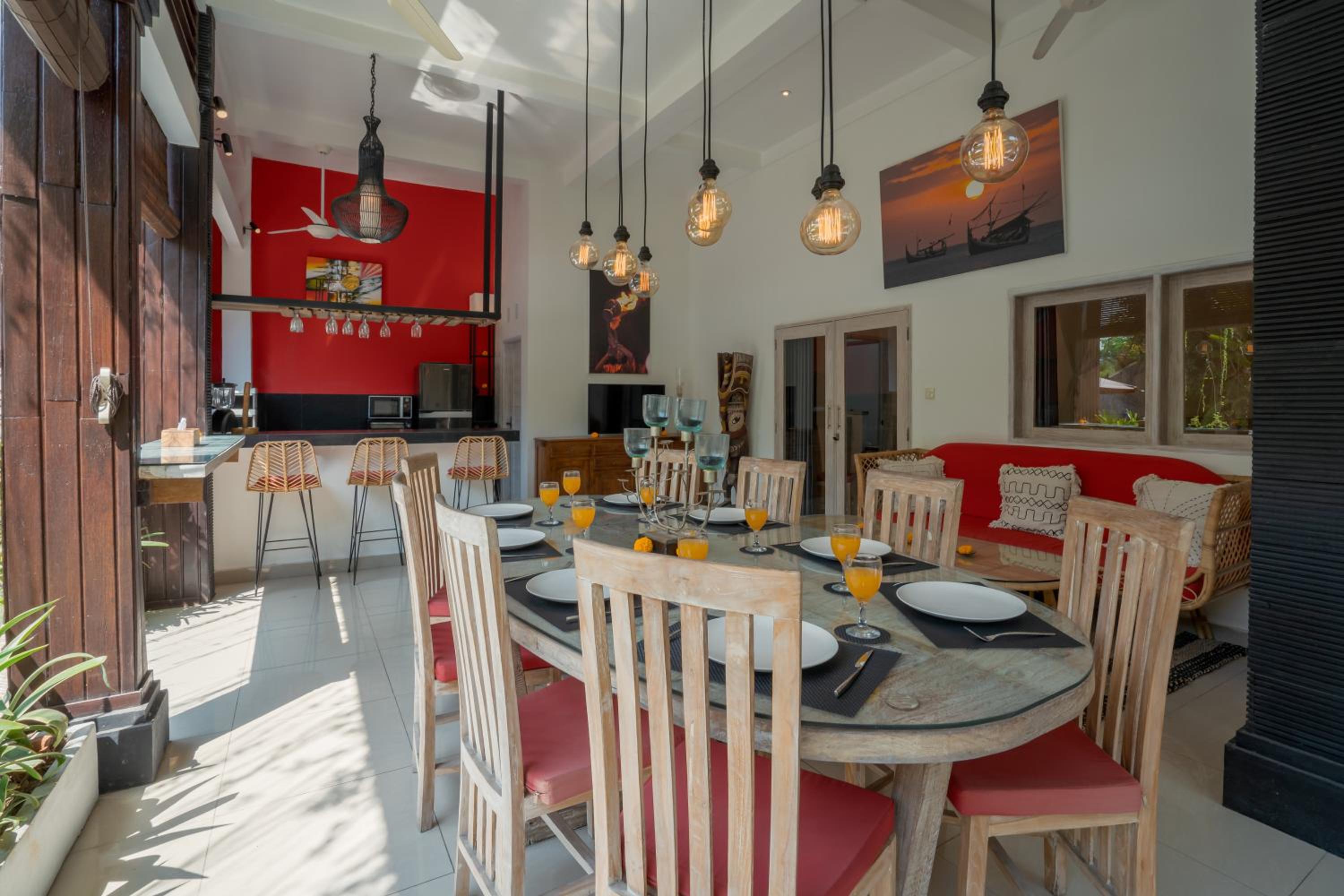 dining
