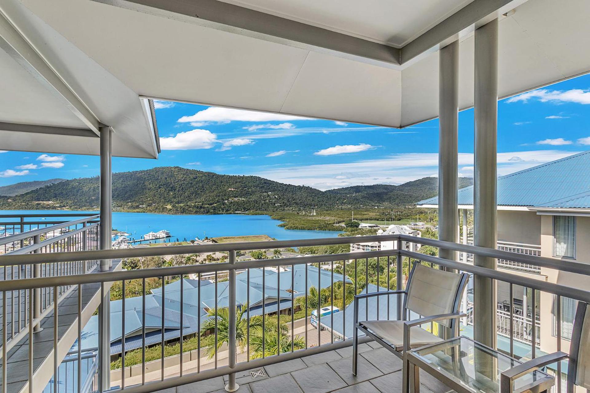 Airlie Beach Ocean Views & Resort Living @ 231