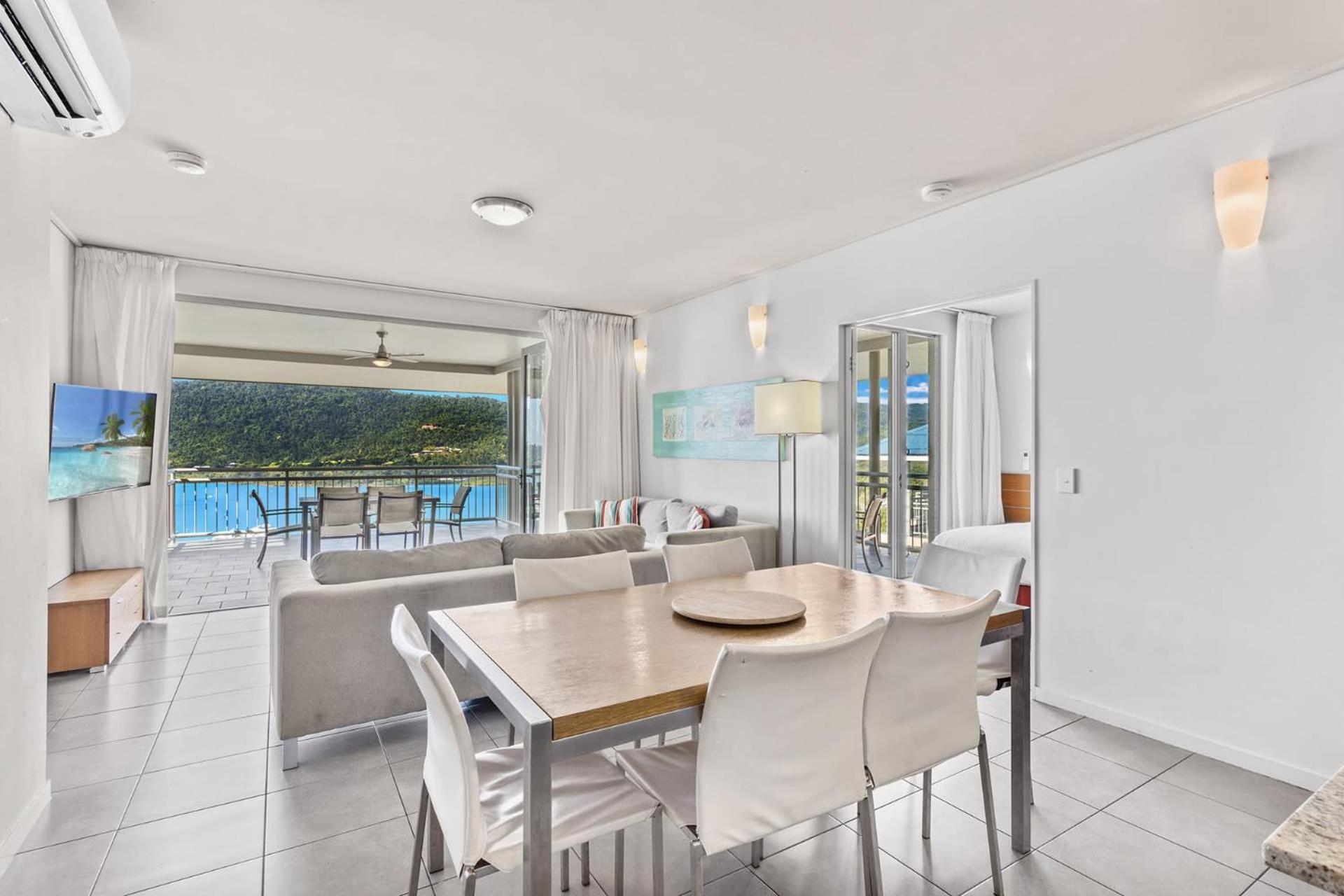 Airlie Beach Ocean Views & Resort Living @ 231