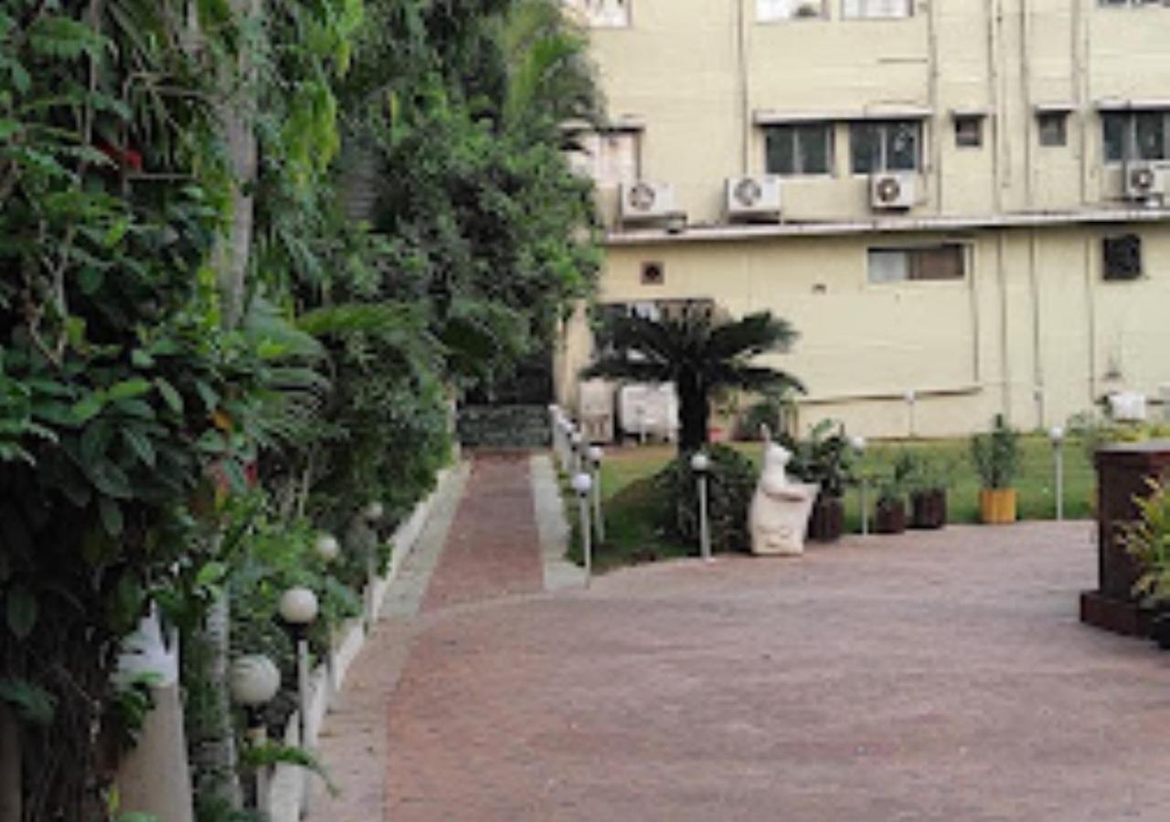 Hotel Blue Paradise Chandrapur