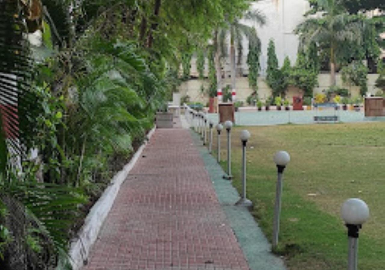 Hotel Blue Paradise Chandrapur
