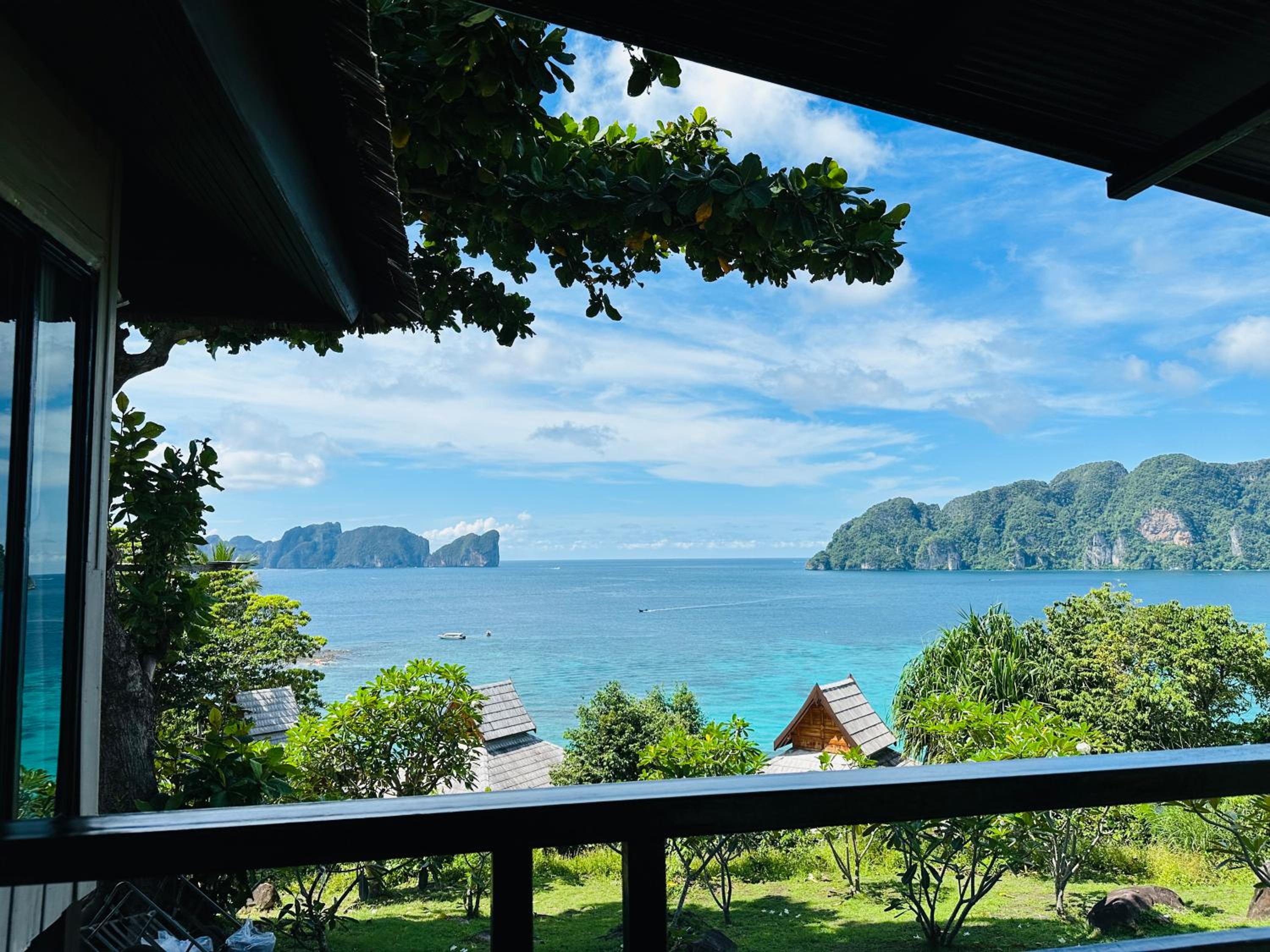 HIP Seaview Resort @ Phi Phi