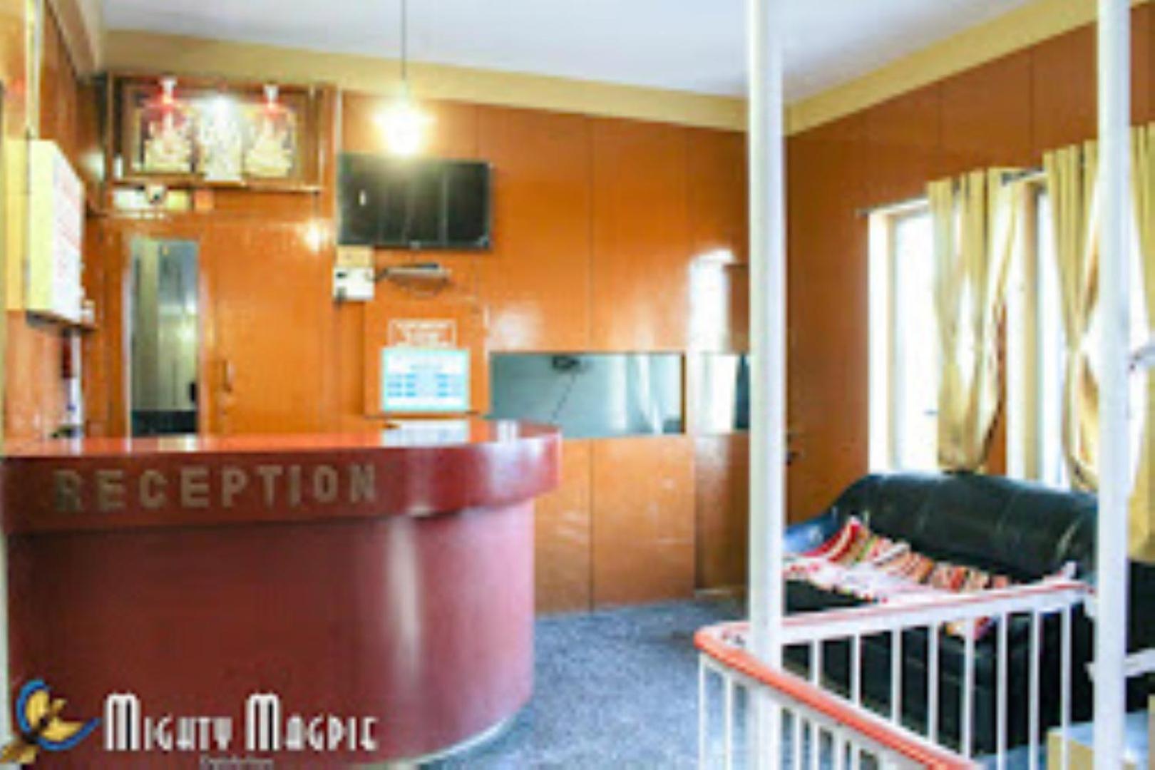 New Ajanta Lodging,Satara view 5