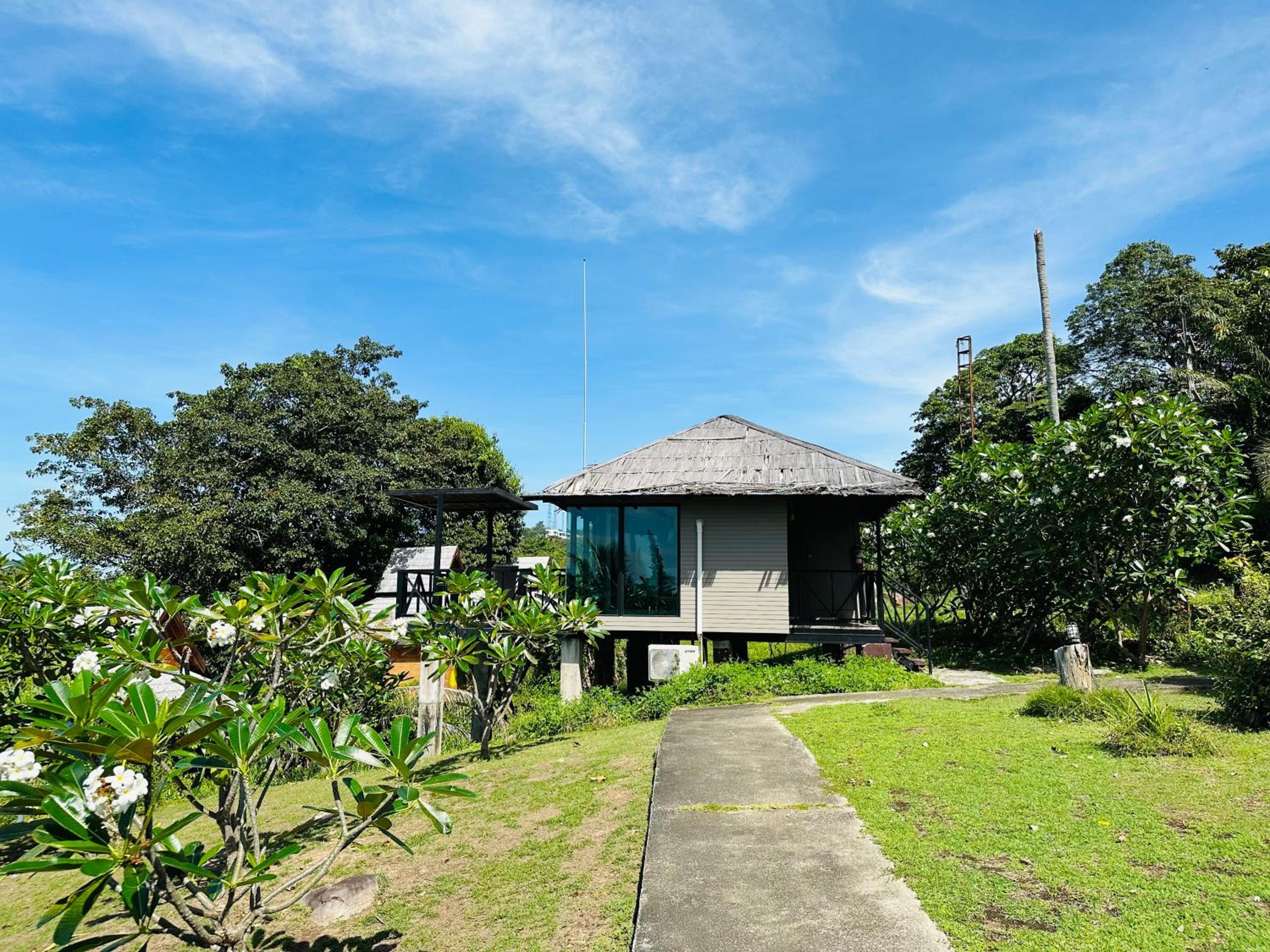 HIP Seaview Resort @ Phi Phi