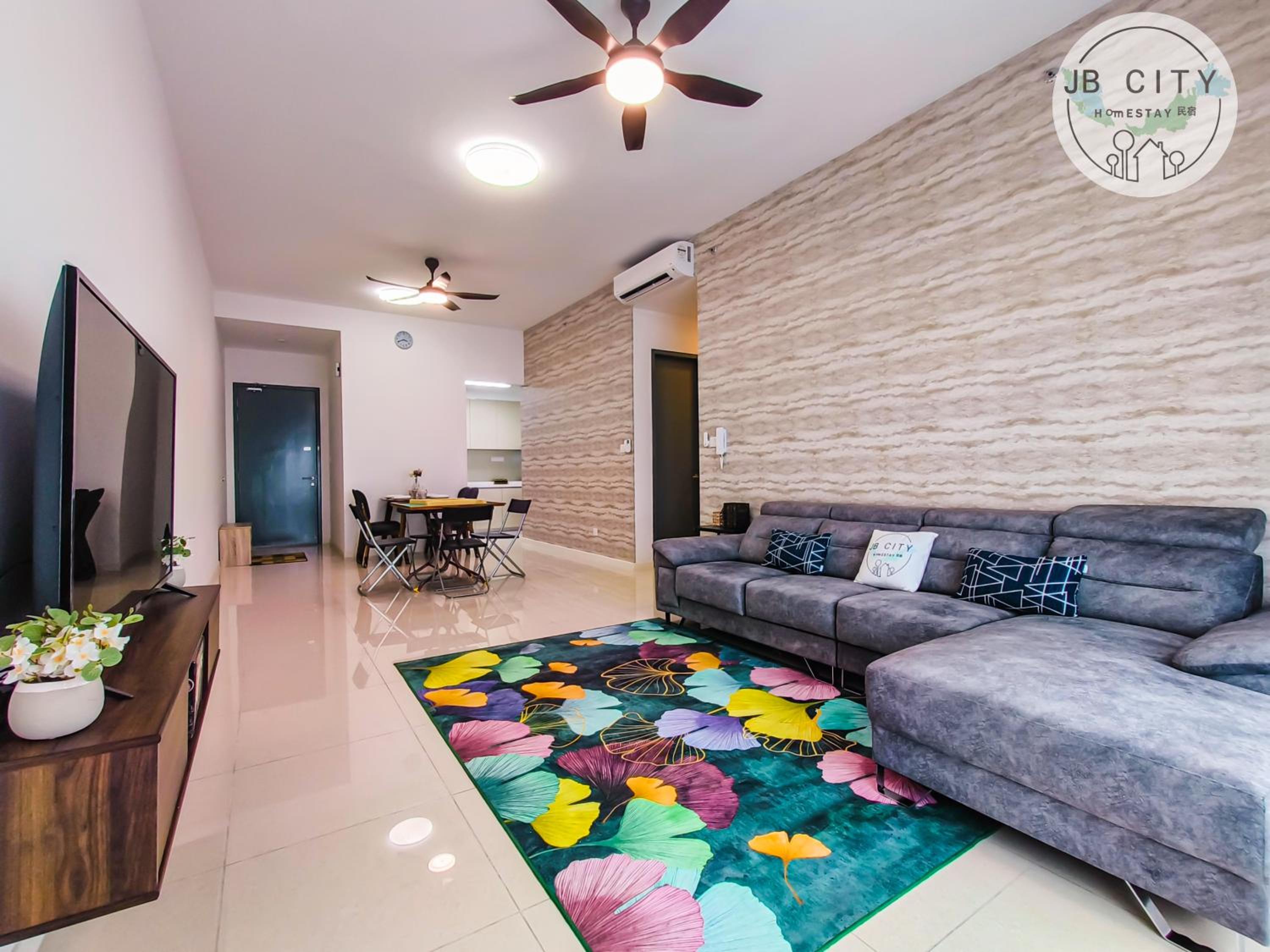 Paradigm Residence by RR JBcity