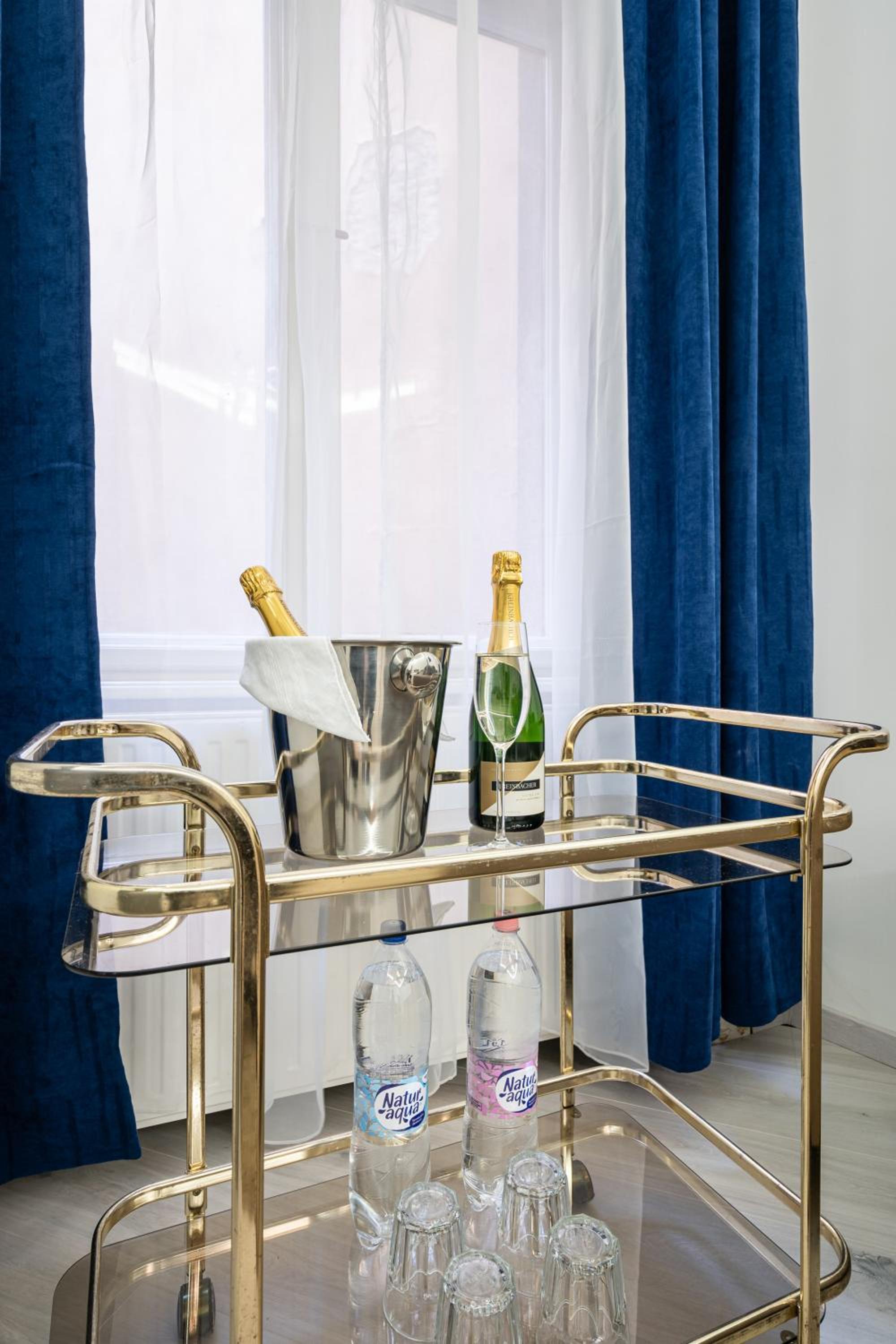 MyElegance Downtown Apartment Free Parking