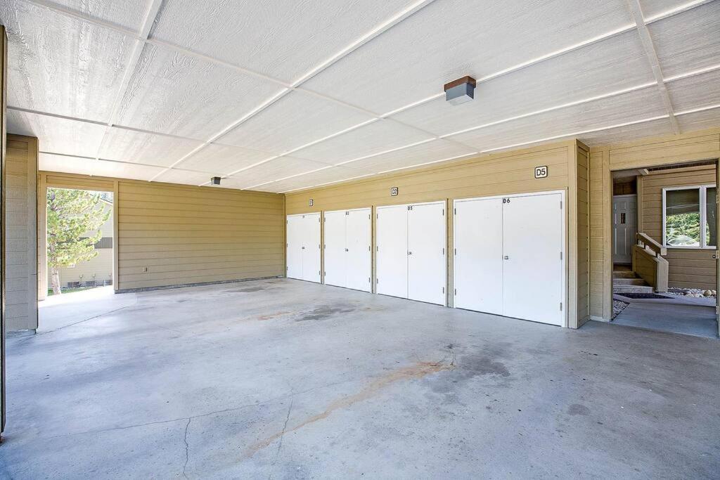 Cardinal Peak Condo at Kahler Golf Ski Resort view 3