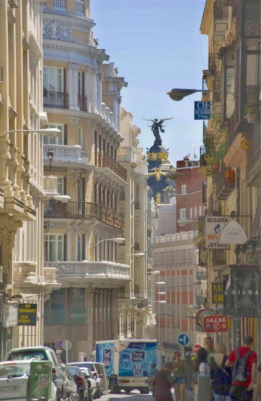 HOSTAL ANDREA GRANVIA
