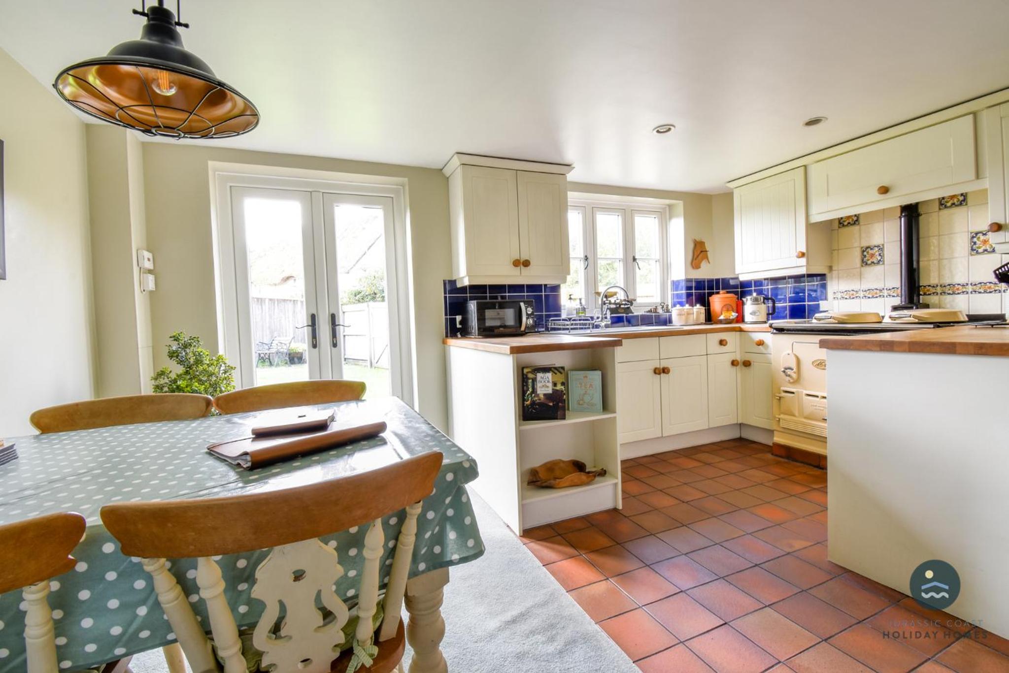 Martie Cottage - cosy cottage idyllic village