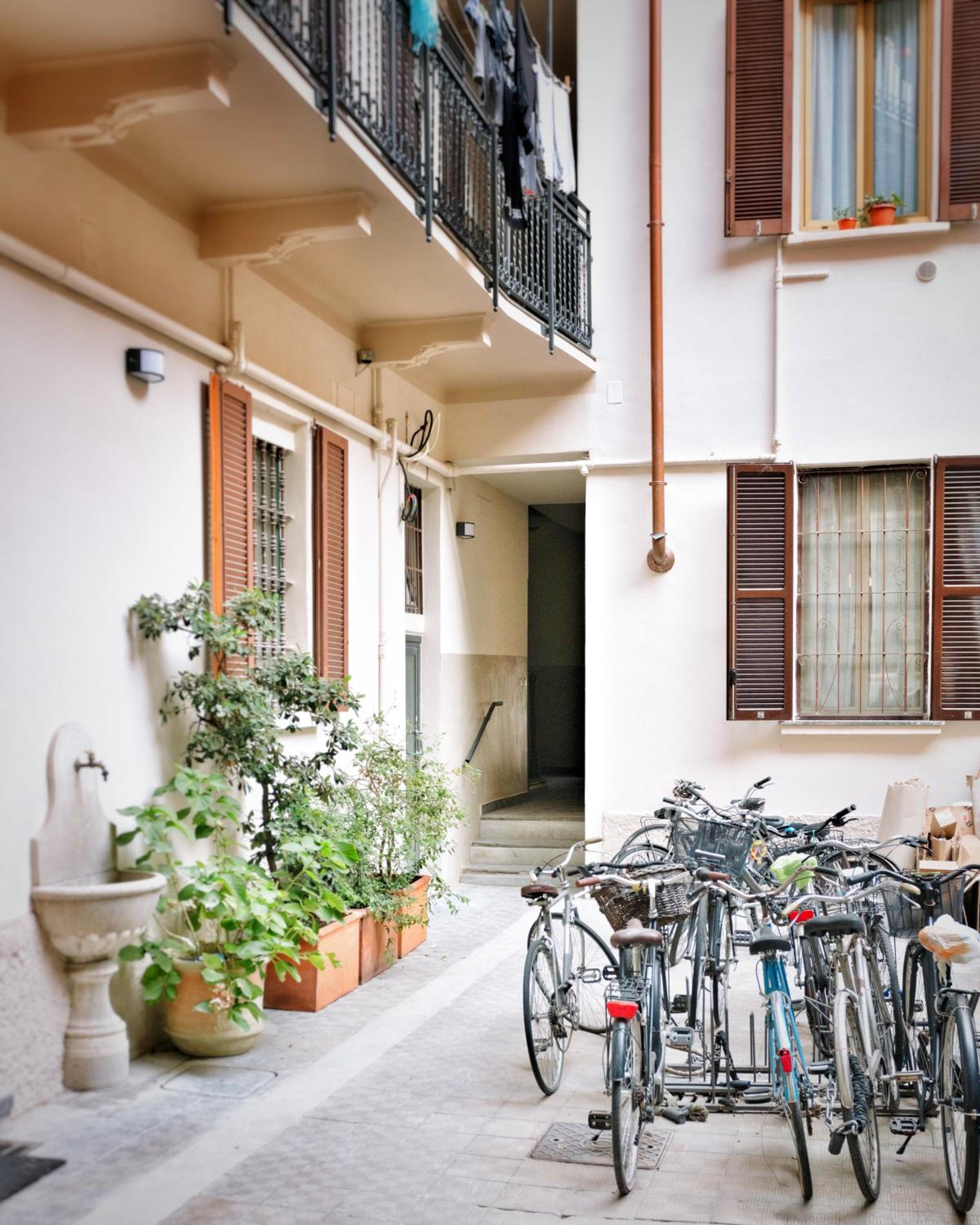 Bilocale, vicino al centro