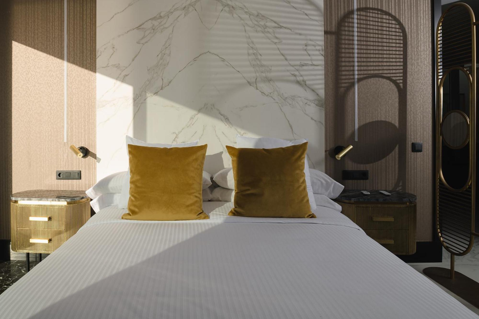 Blue Marina Suites - Boutique Apartments