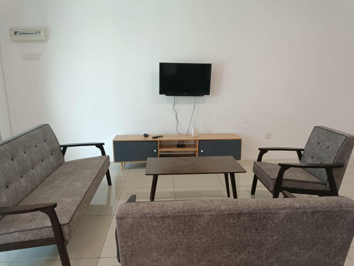 Cozy 4 bedrooms House by Mr Homestay, 3 mins to Kulim Landmark Centre photo 6