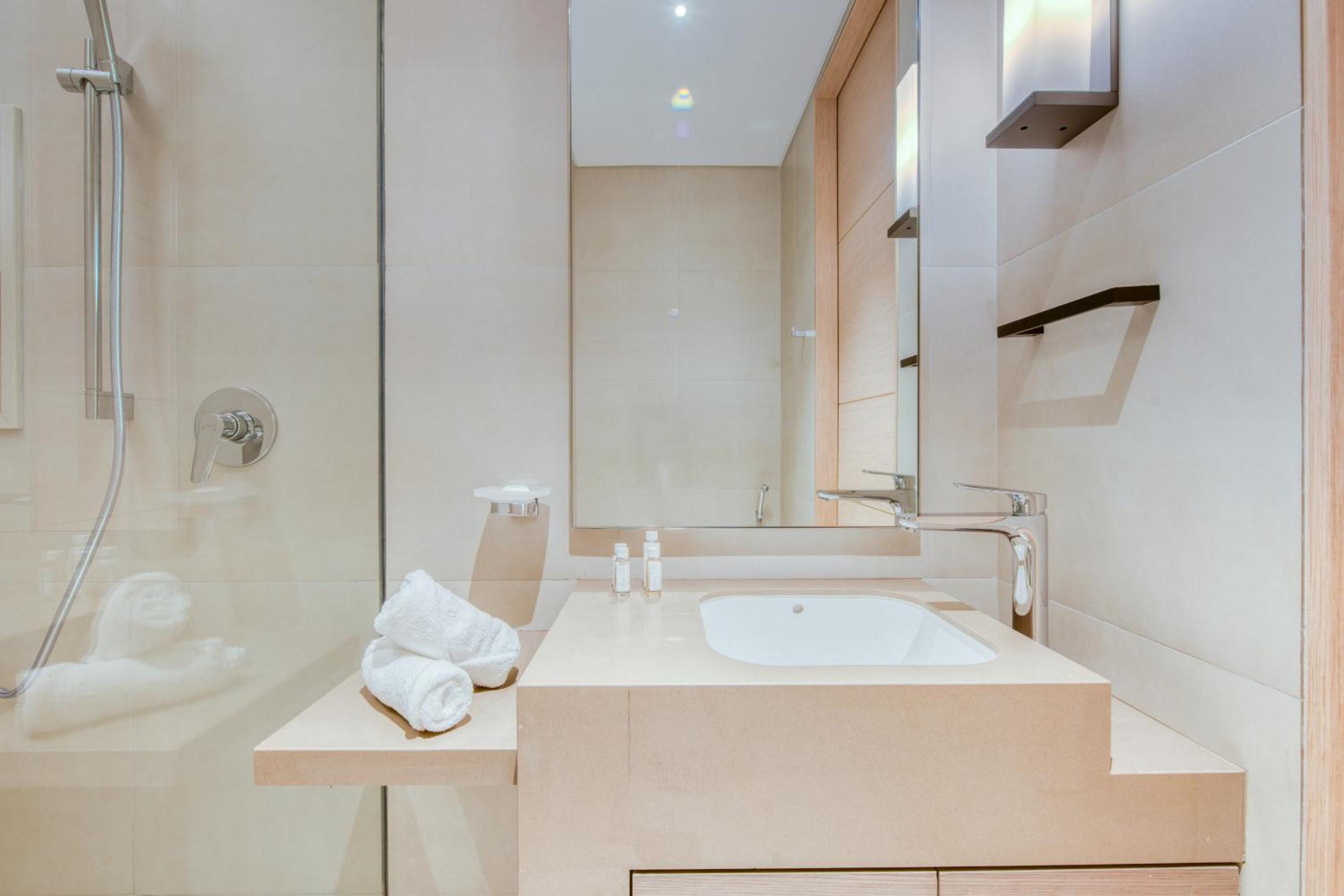 Address JBR with Sea View & Maid Room - Mint Stay