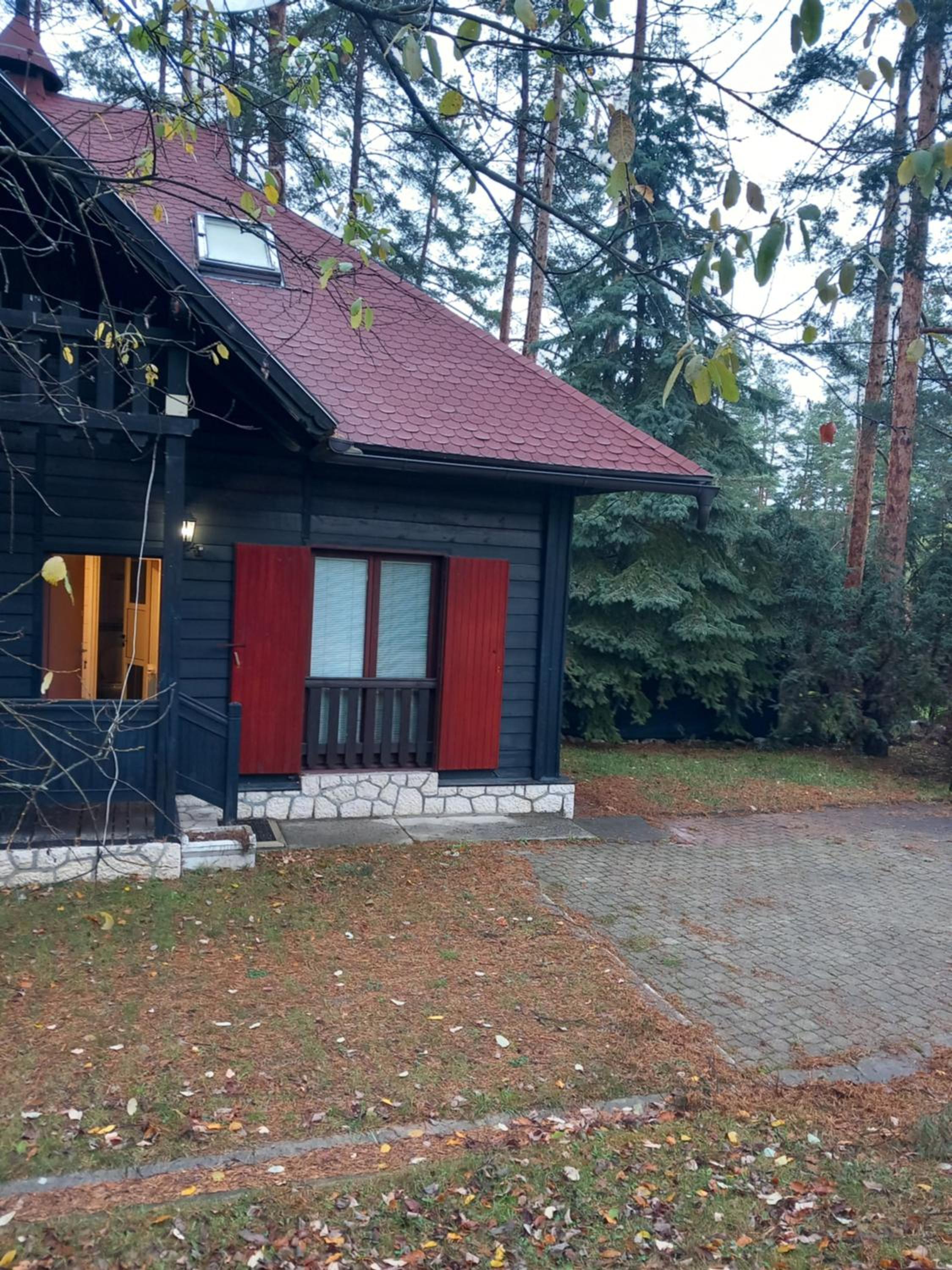 APARTMAN ZELENA DOLINA view 2