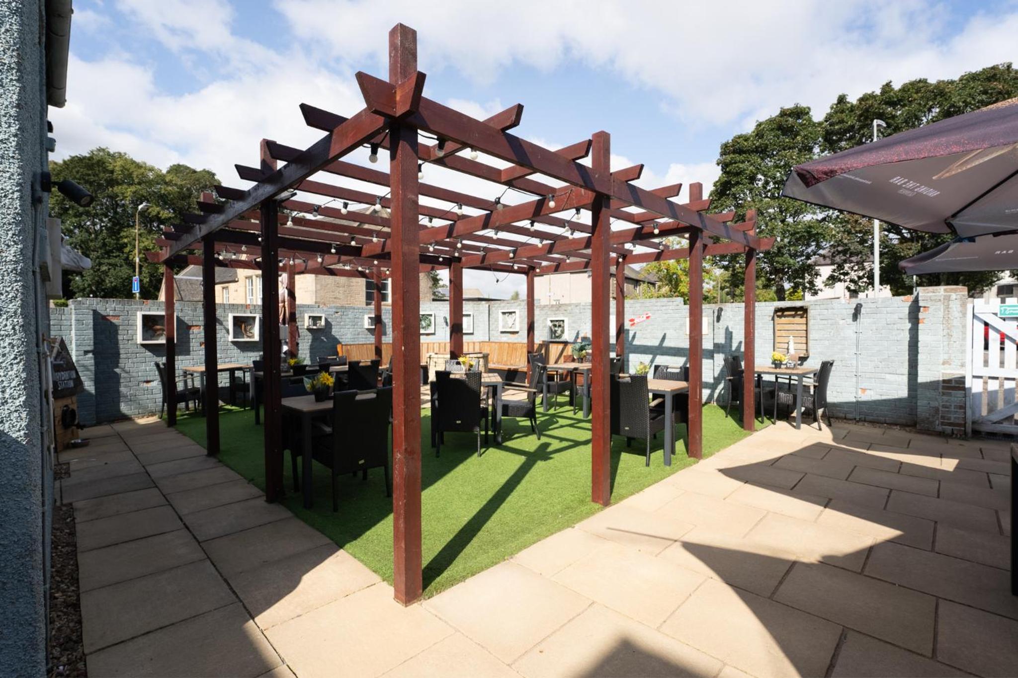 West Port Hotel