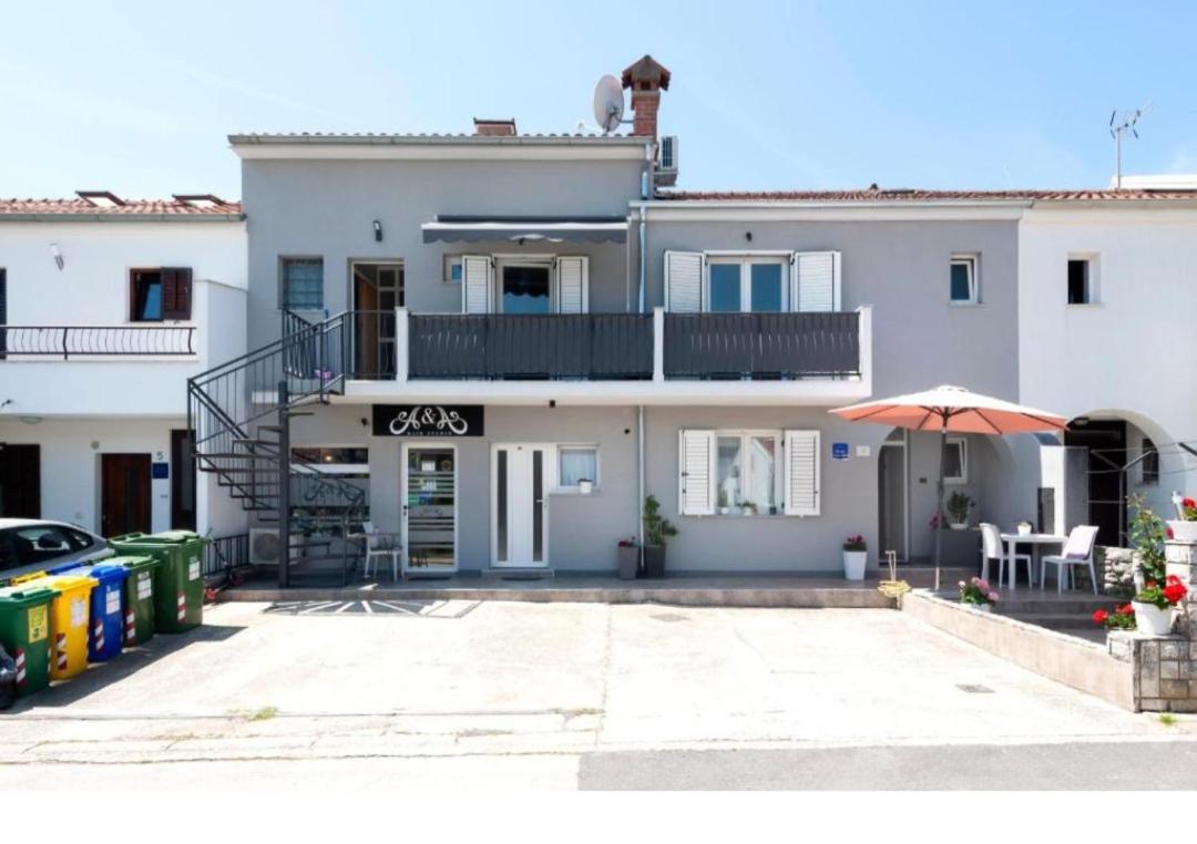 Ljiljana Apartments