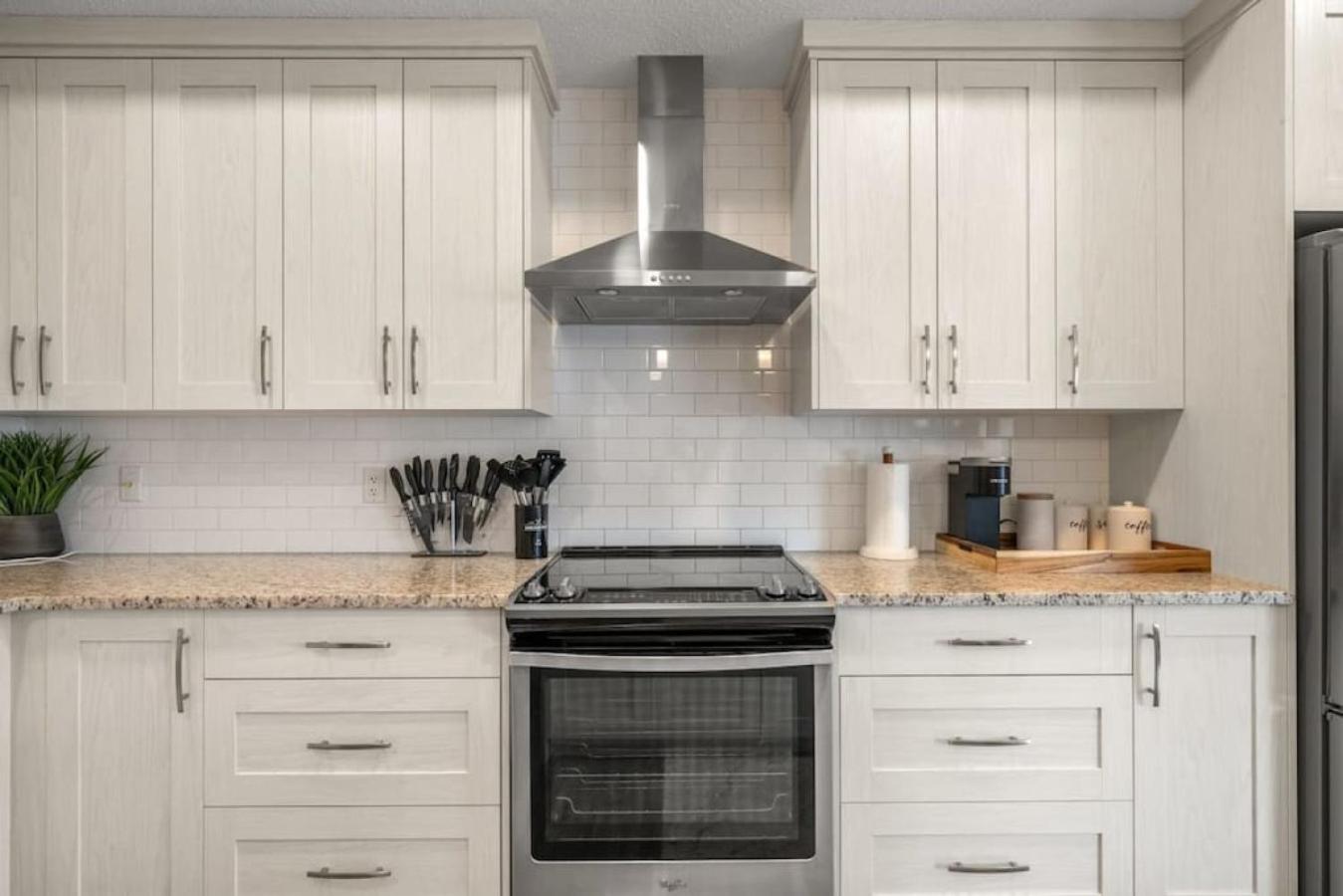 Top Rated Luxury House with Central AC, Double Garage Parking, 2 Kitchens, 5 Bedrooms & More!