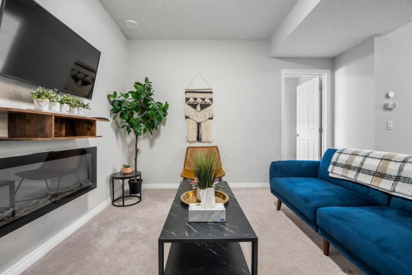 Top Rated Luxury House with Central AC, Double Garage Parking, 2 Kitchens, 5 Bedrooms & More!