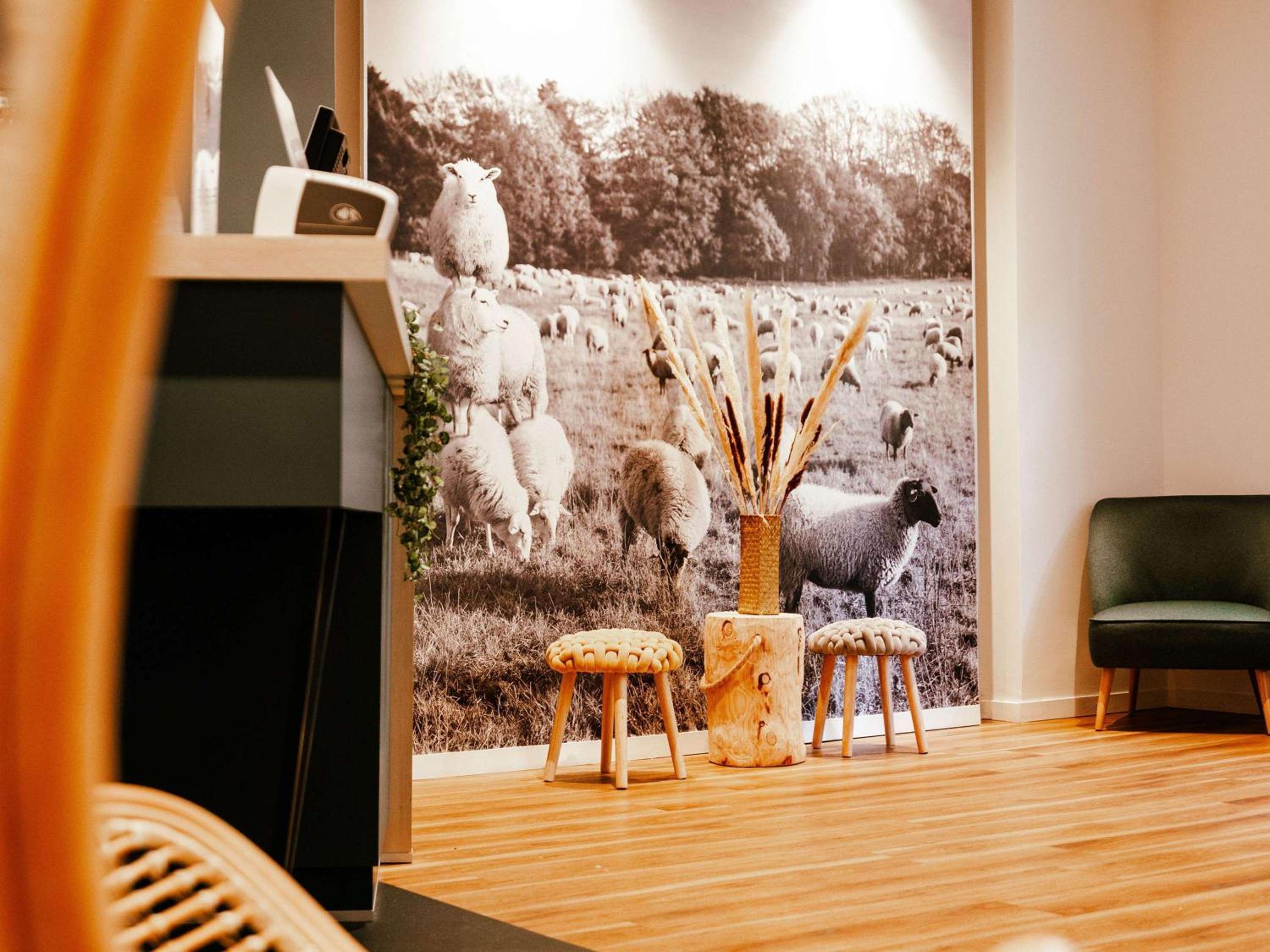 Luxembourg Vacations - ibis Styles Luxembourg Centre Gare - Property Image 4