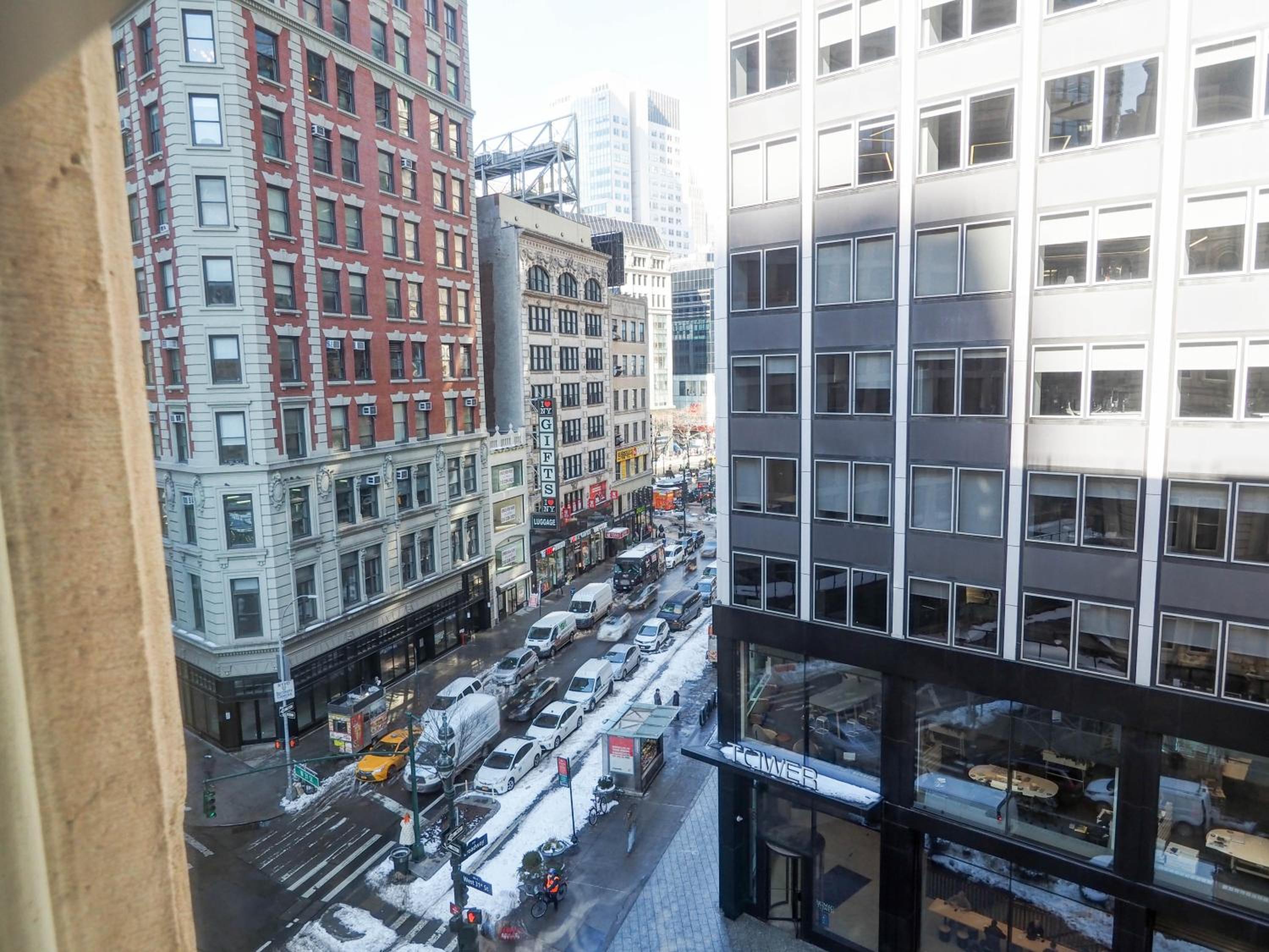 Empire Broadway Retreats
