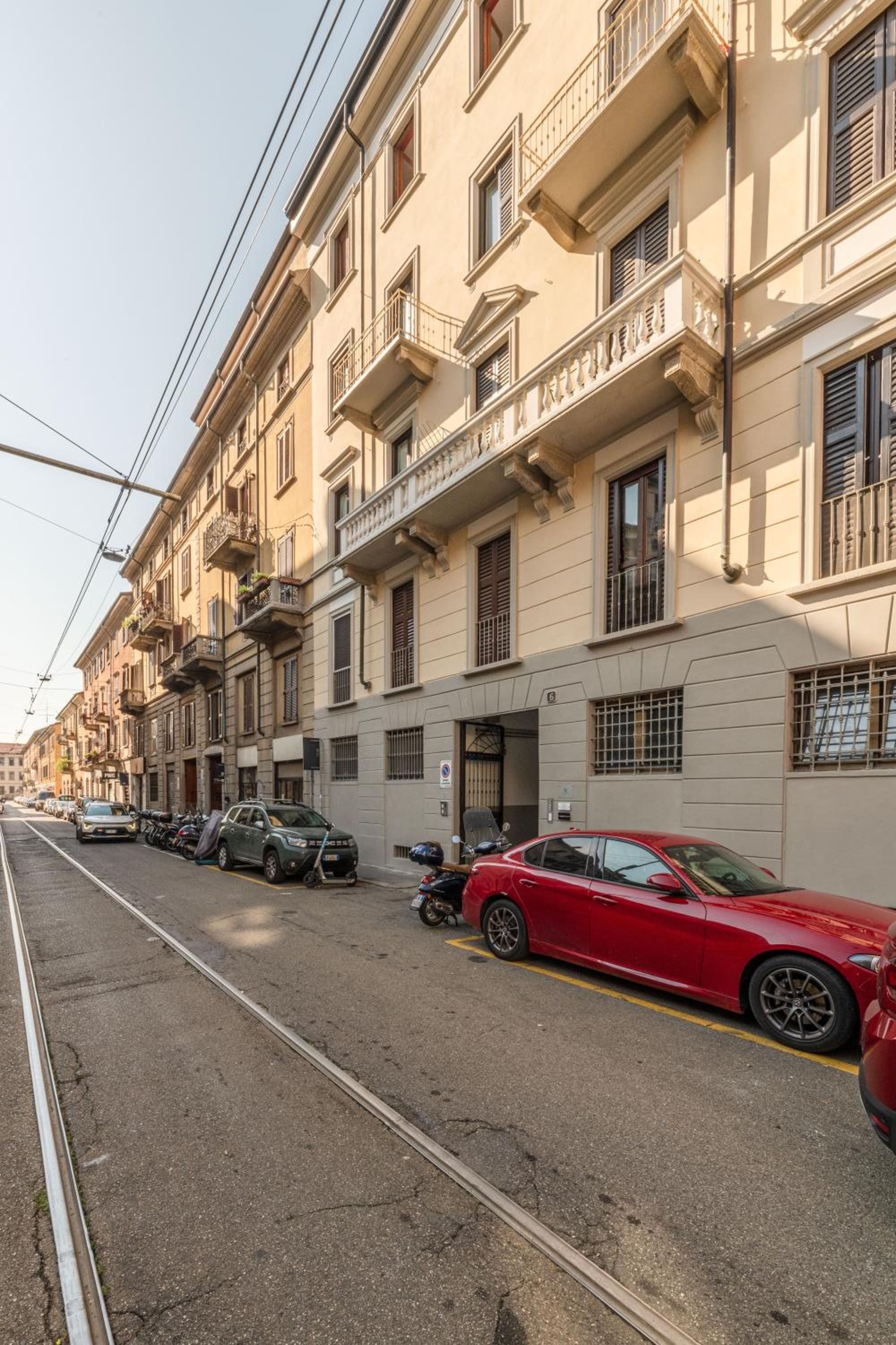 Design studio in Navigli area!