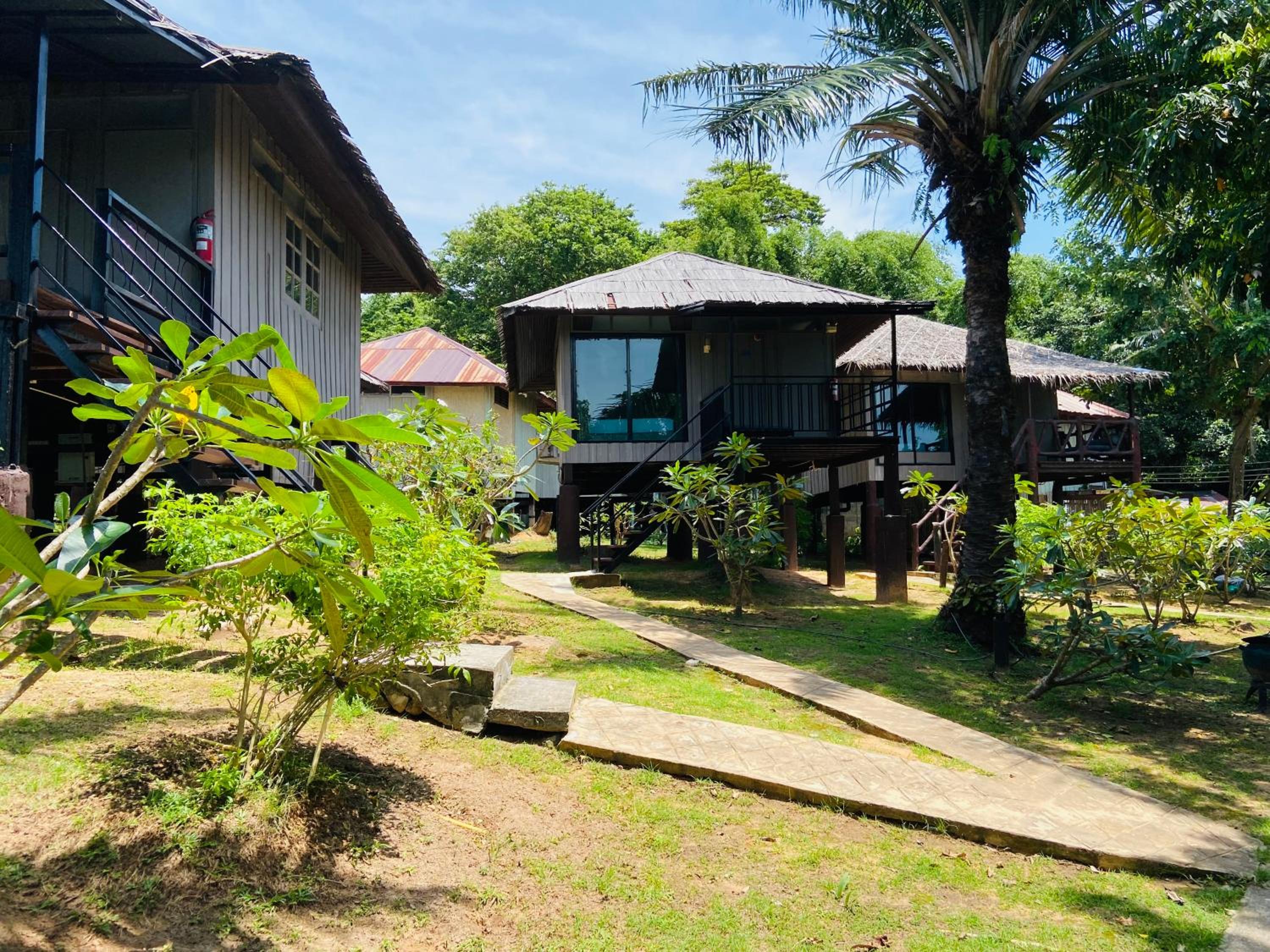 HIP Seaview Resort @ Phi Phi