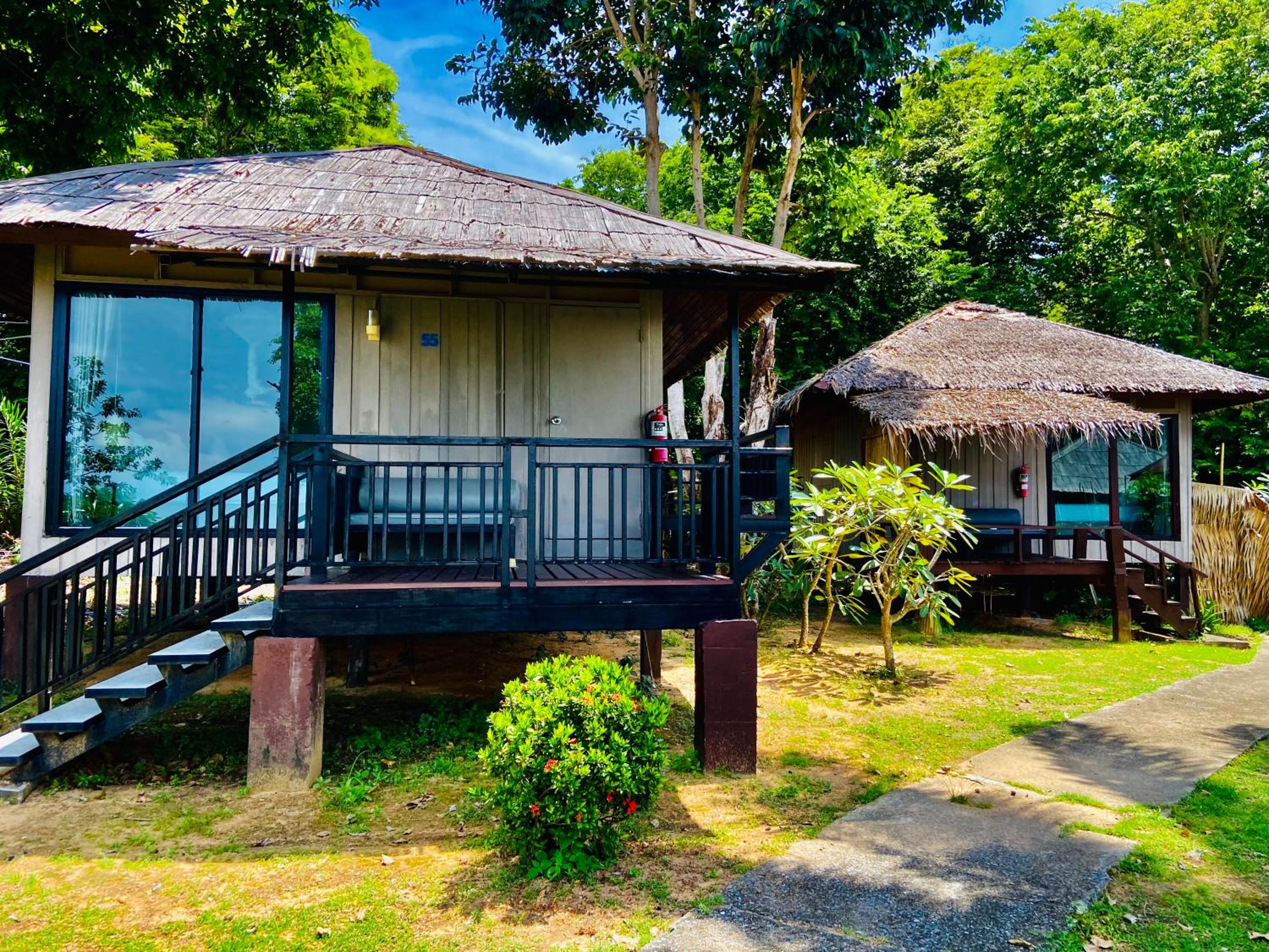 HIP Seaview Resort @ Phi Phi