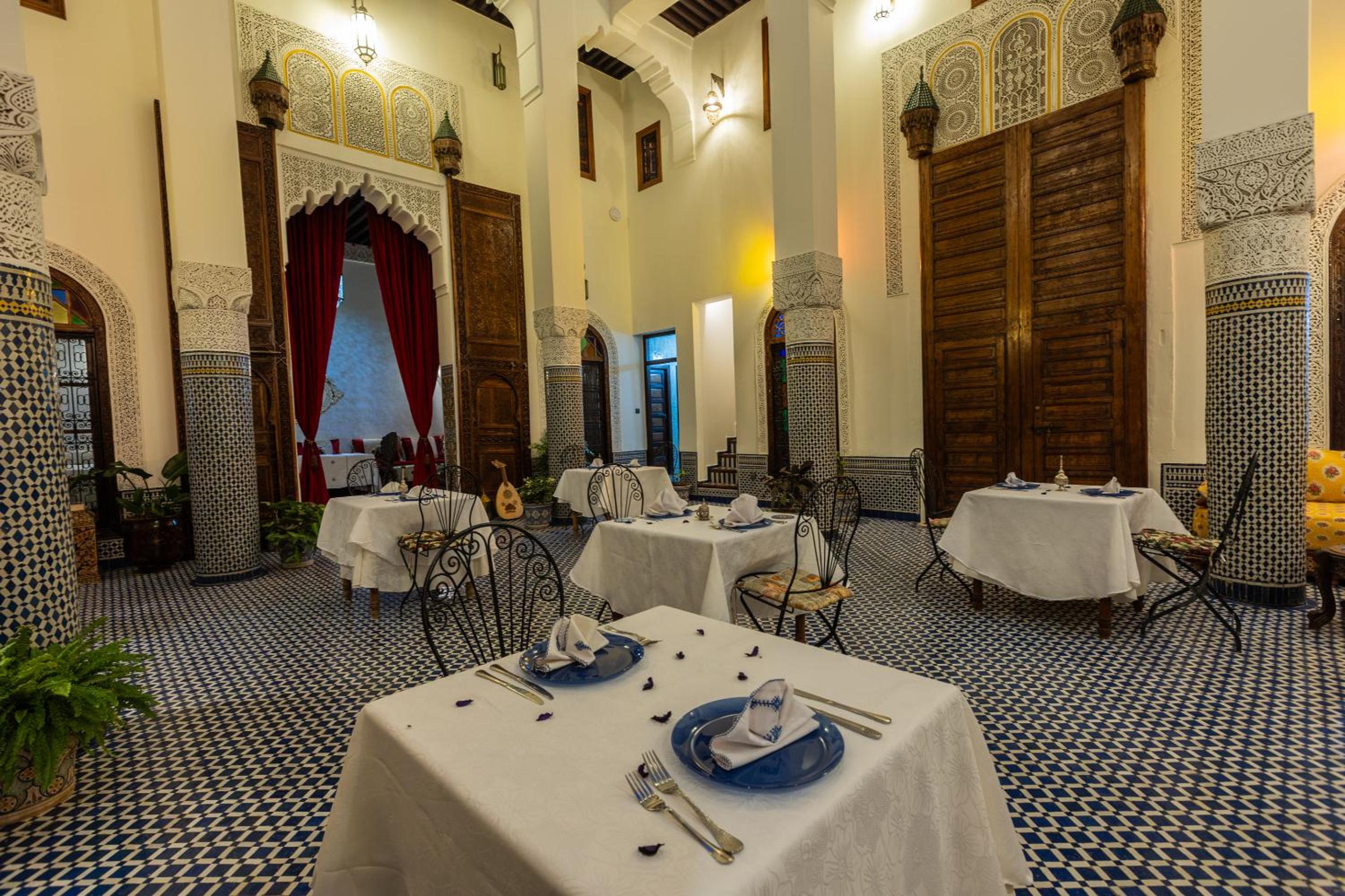 Palais Nazha Fes - Luxury Lodging — photo 56