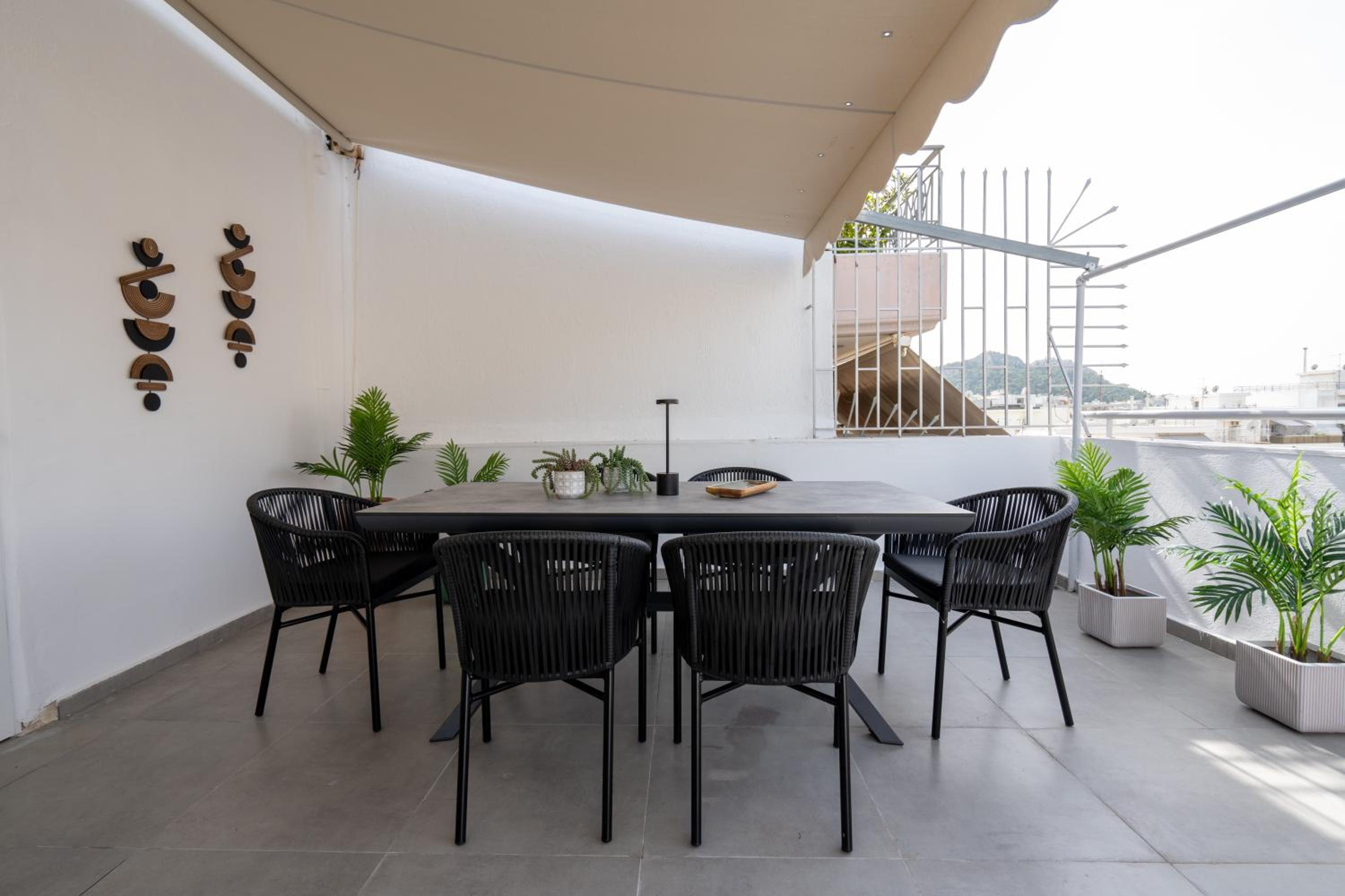 Seven Hills, Boutique Apartments
