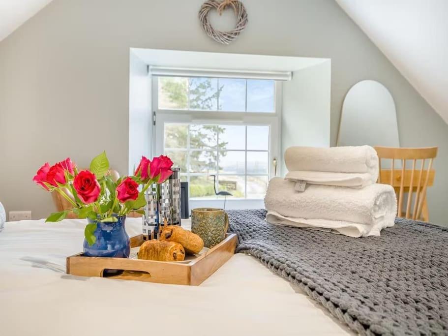 Blackside Cottage - A Luxury Rural Retreat