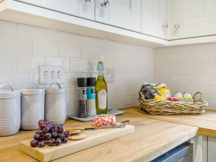 Blackside Cottage - A Luxury Rural Retreat