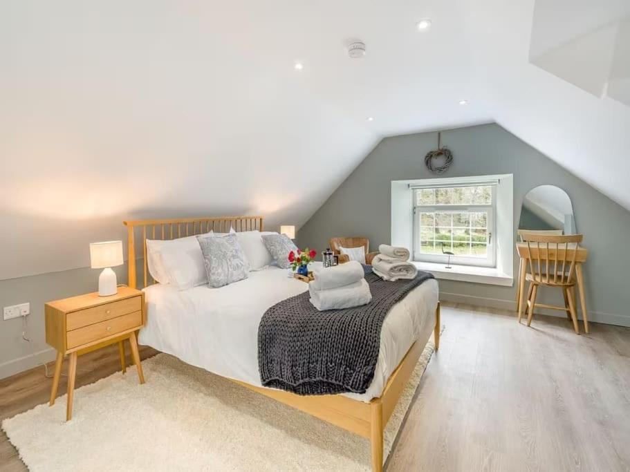 Blackside Cottage - A Luxury Rural Retreat