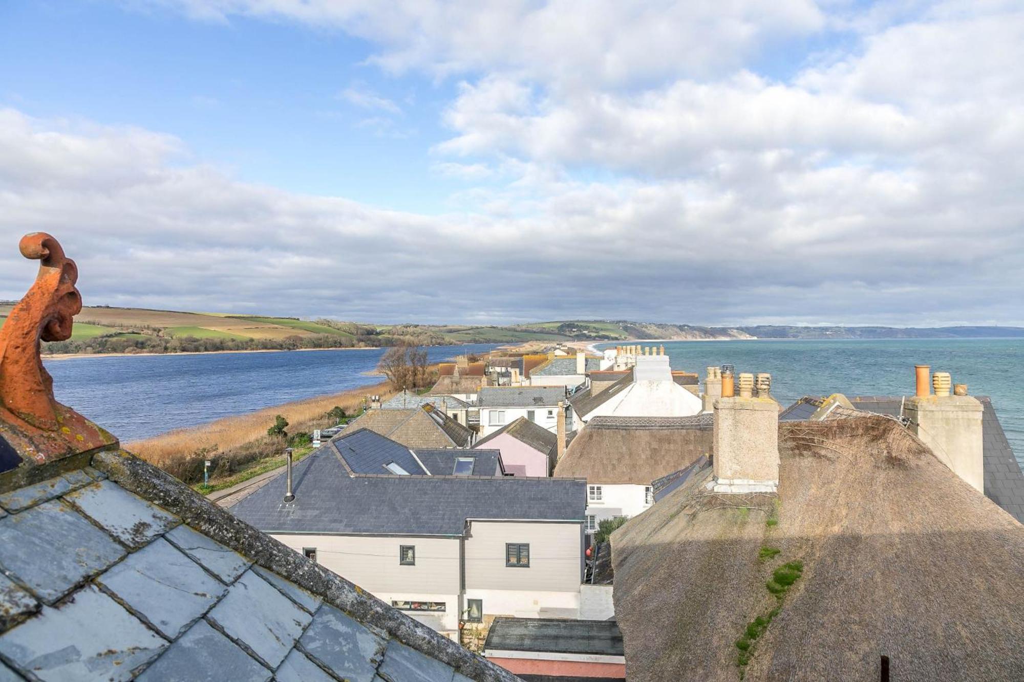 Penthouse By The Sea, Wi-Fi, Sea View view 5