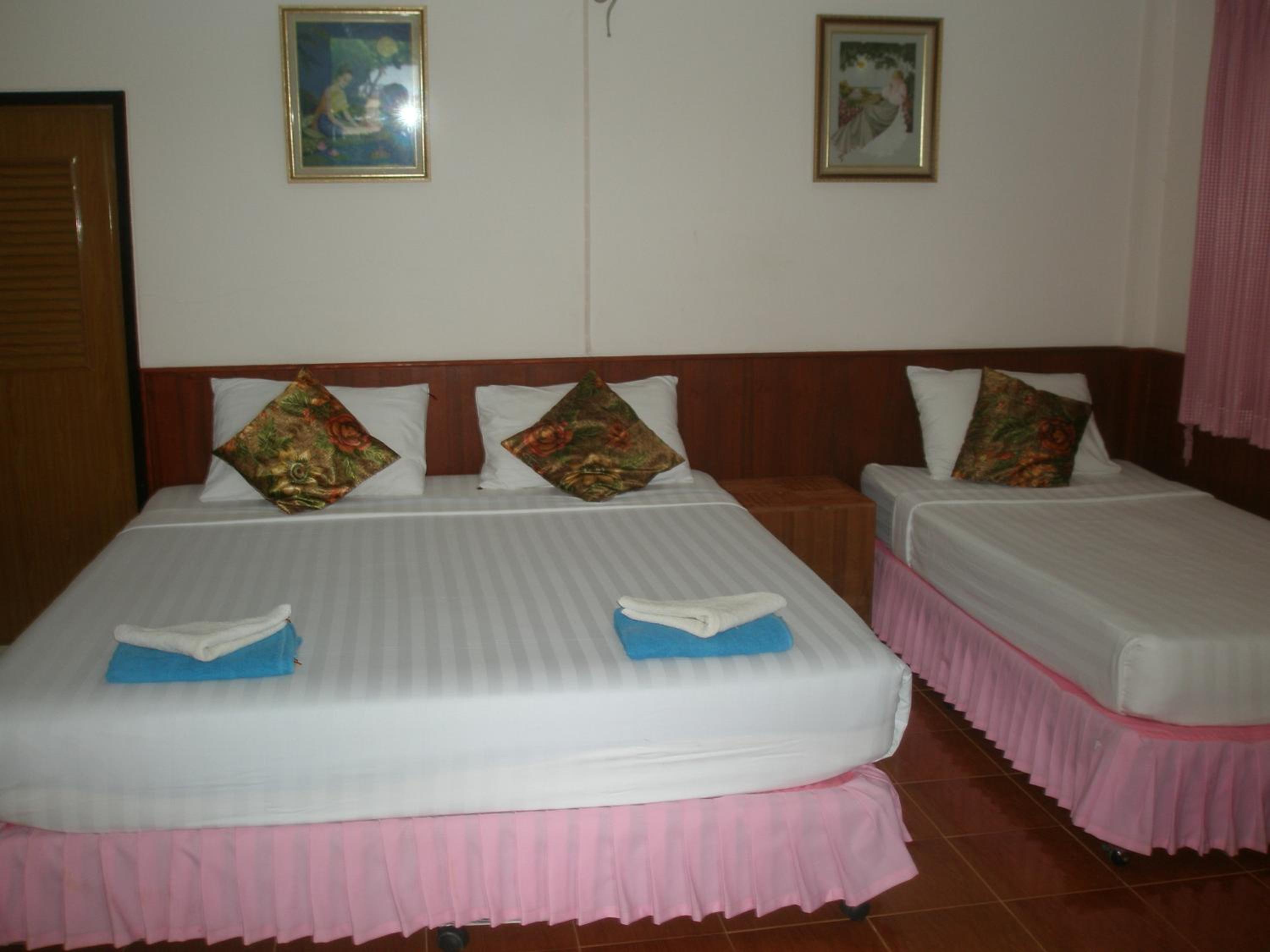 Rung Arun Resort