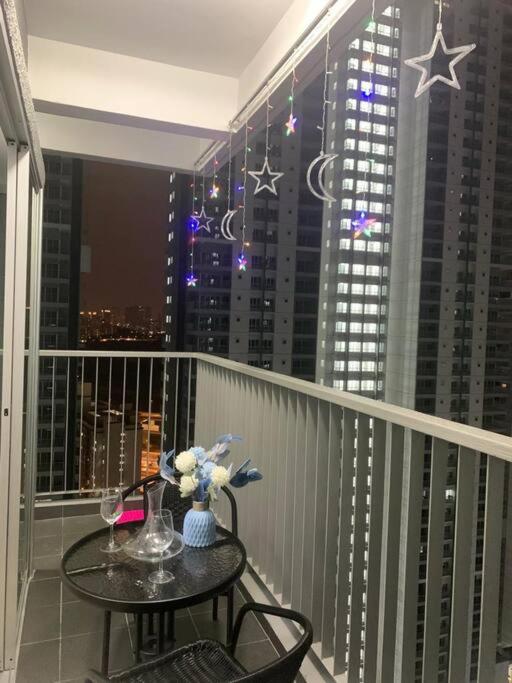 Corner KL Pool View RC Residence with High Internet Speed 500Mbps