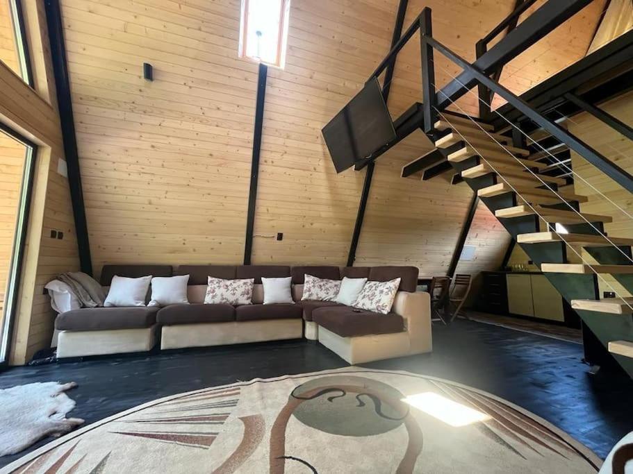 Macko’s cabin