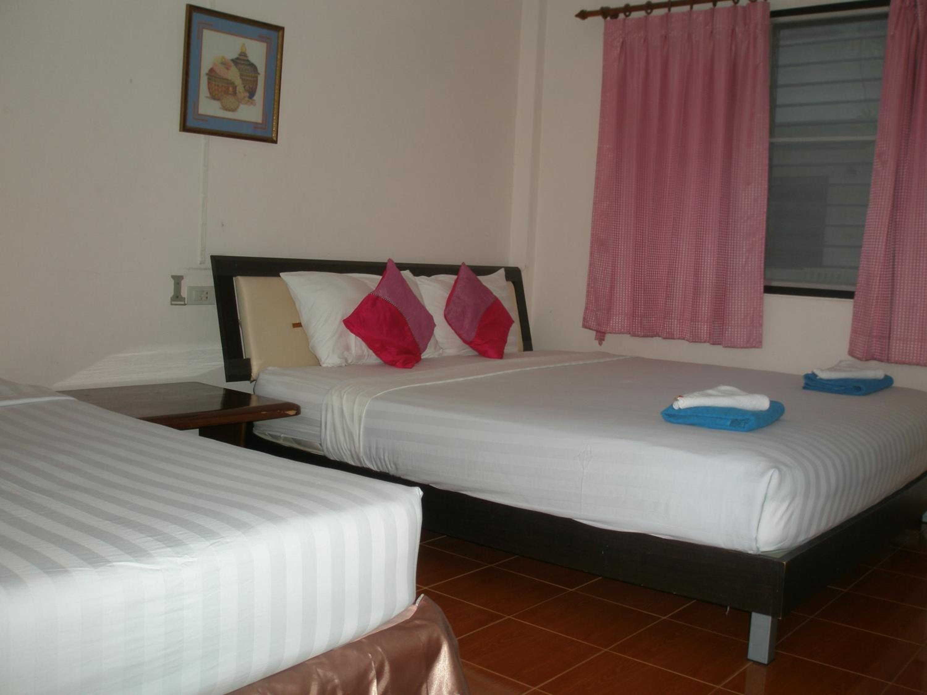 Rung Arun Resort