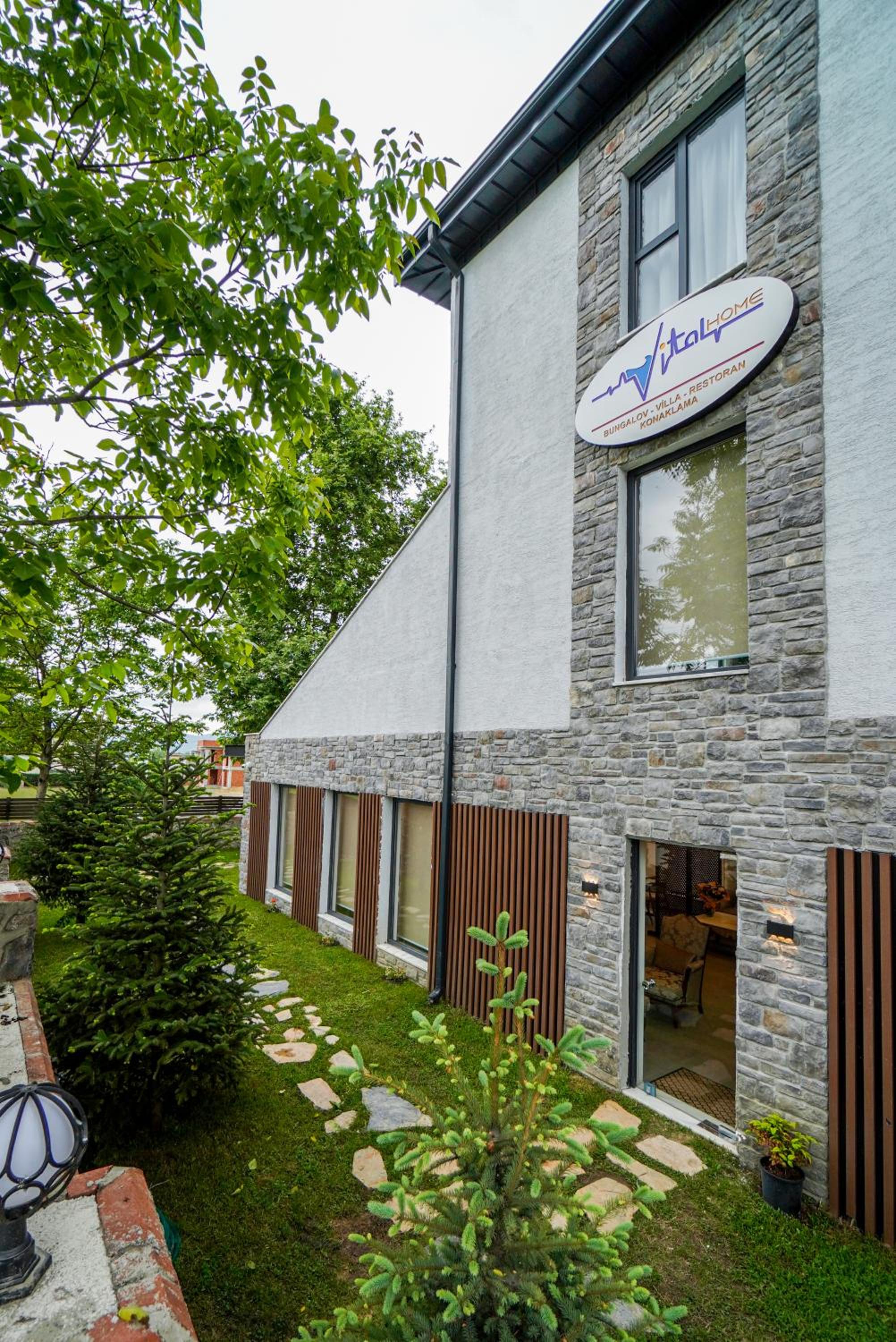 Vital Home Sapanca Isıtmalı Havuzlu Villa&Bungalov view 4