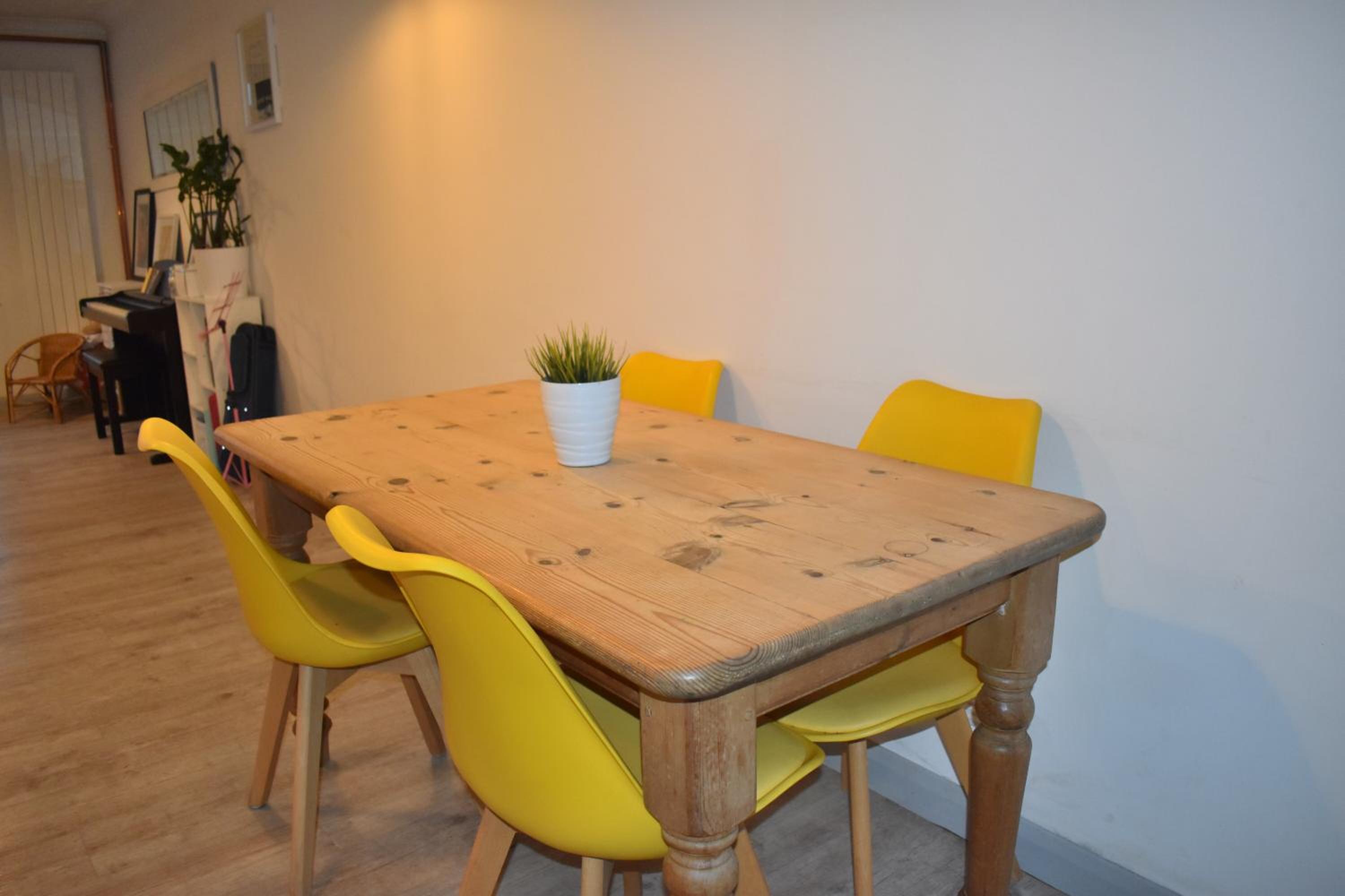 Chichester House I Free Parking I Nearby Beaches I Chichester Holiday Properties view 3