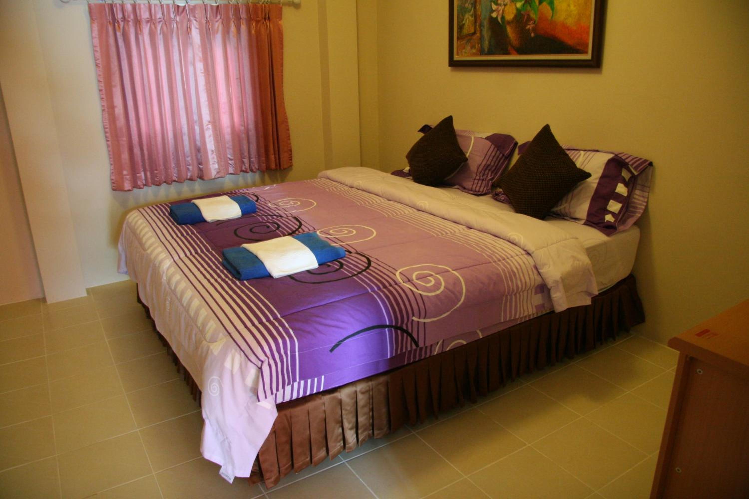 Rung Arun Resort