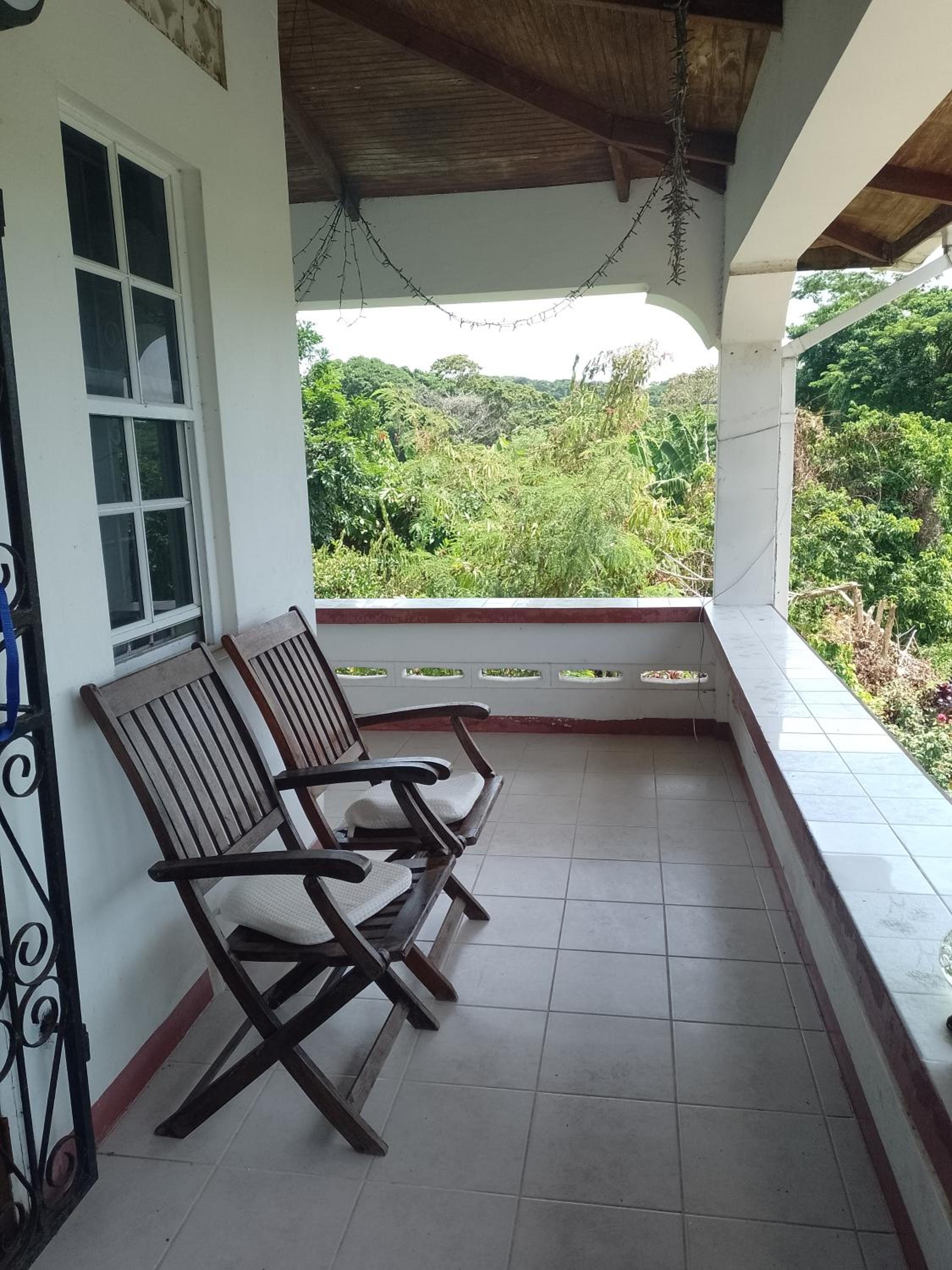 Welcoming friendly home. view 5