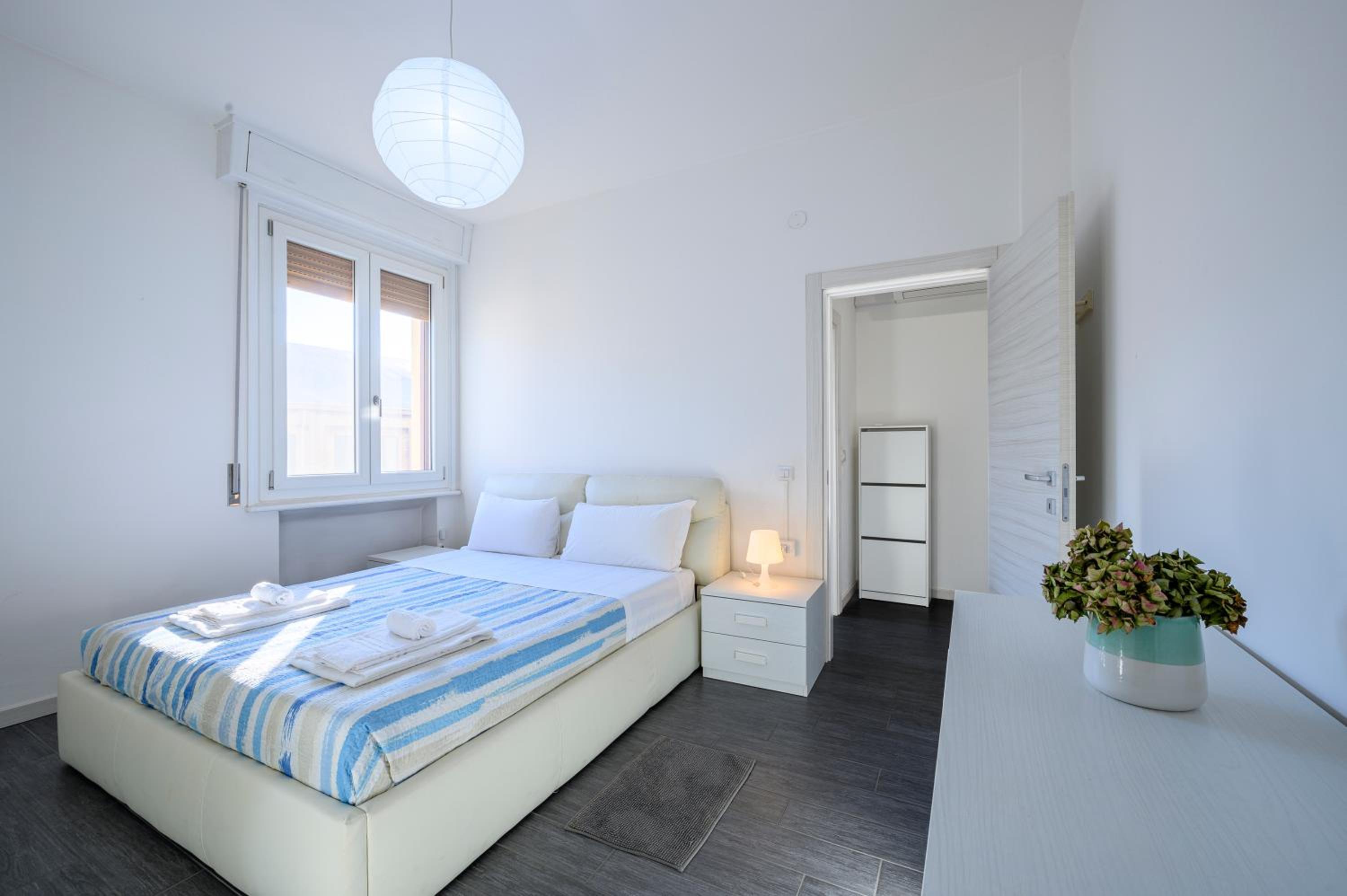 Parma Station & City Center Apartment photo 2