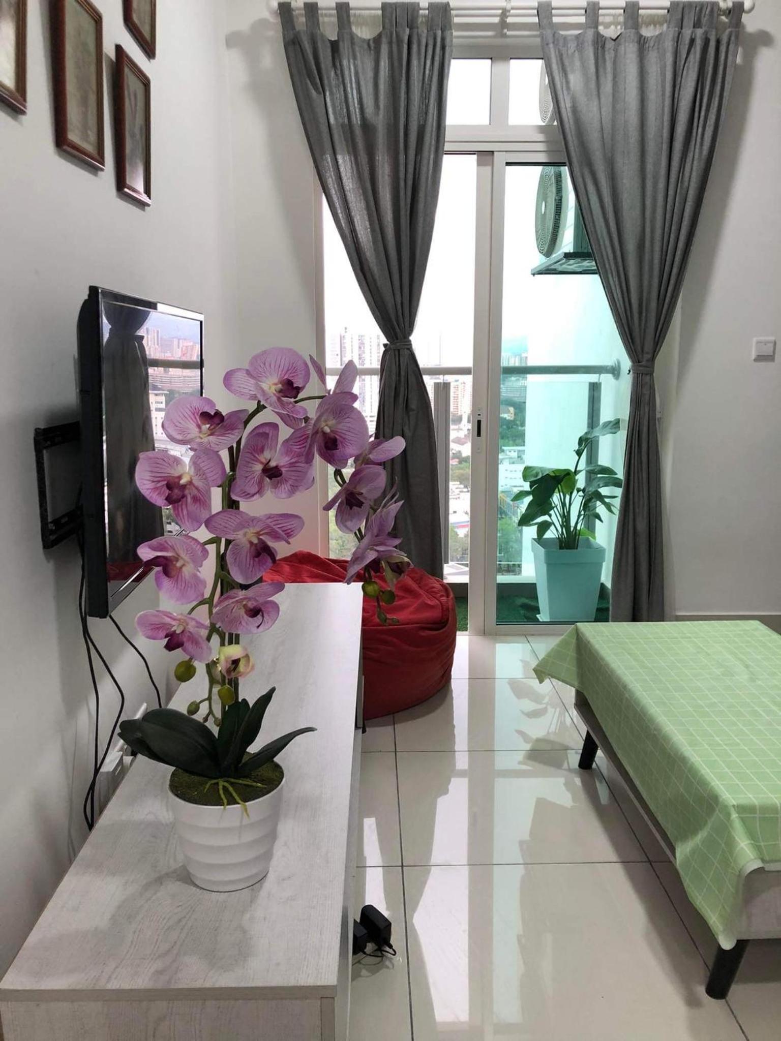 TR Residence 3R2B Serviced Apt 5-6pax HKL,IJN,PWTC KL